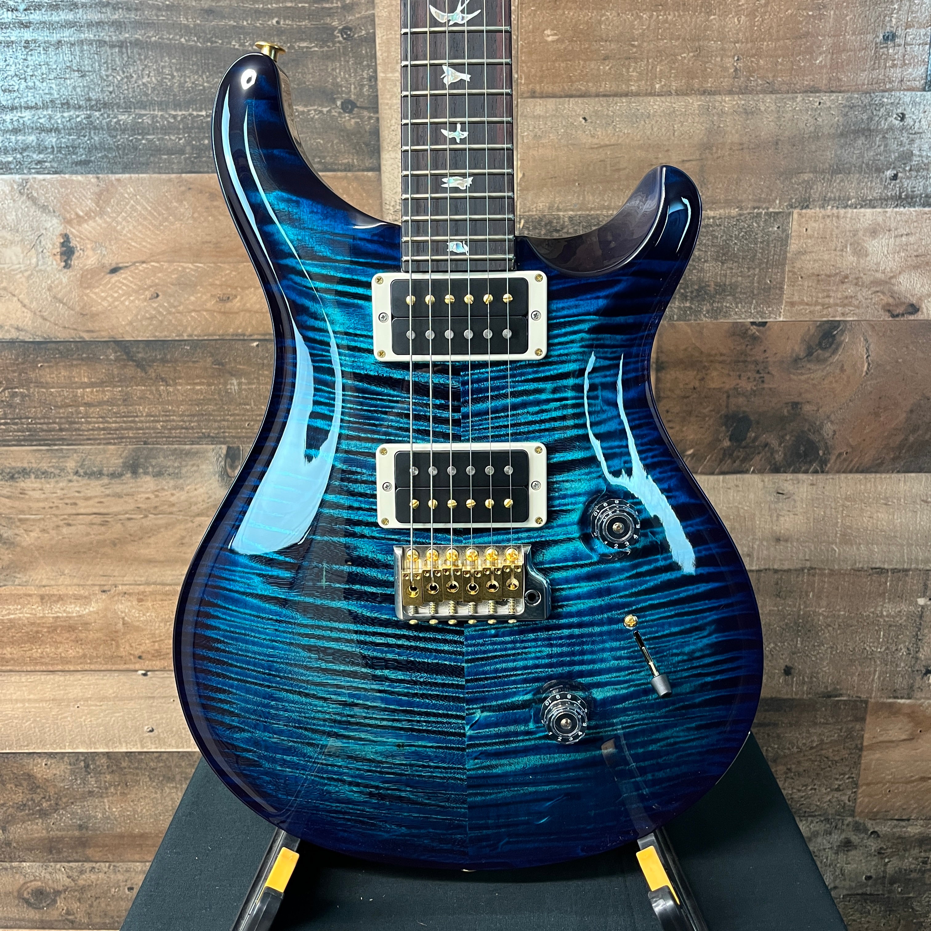 Electric Guitars – Page 7