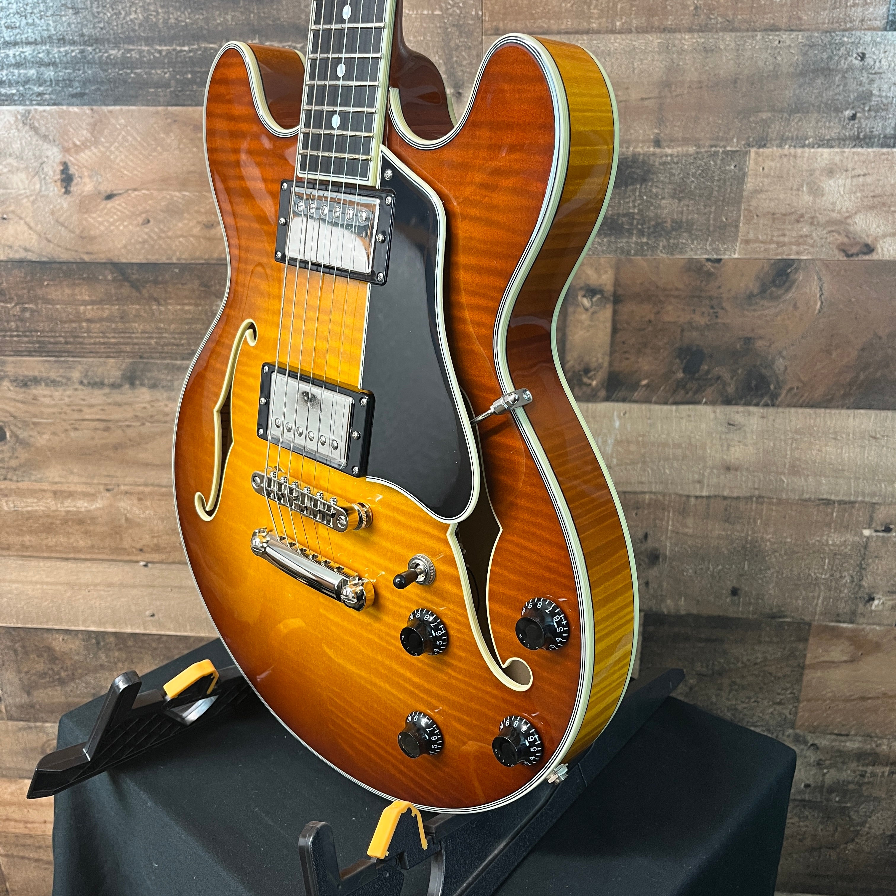 Eastman T484 Semi-Hollow Electric Guitar, Goldburst, Hard Case, 037