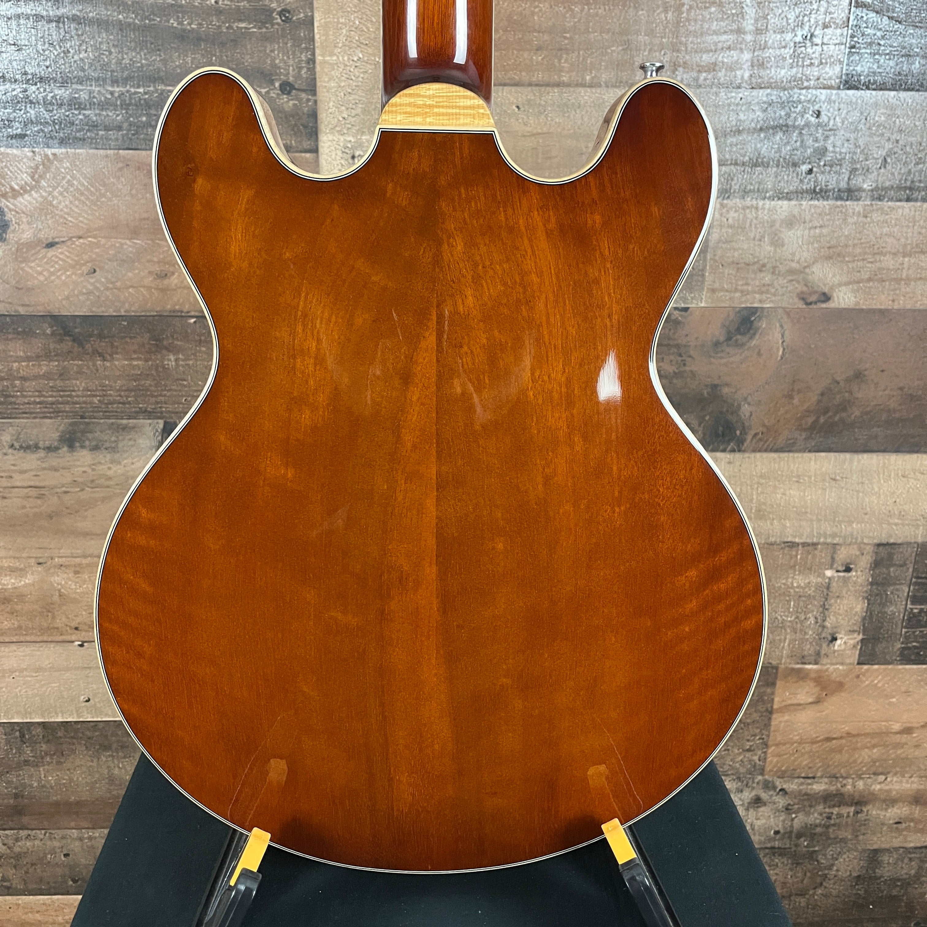T184MX-GB Semi-hollow Electric Guitar, Goldburst, Hardcase, 248