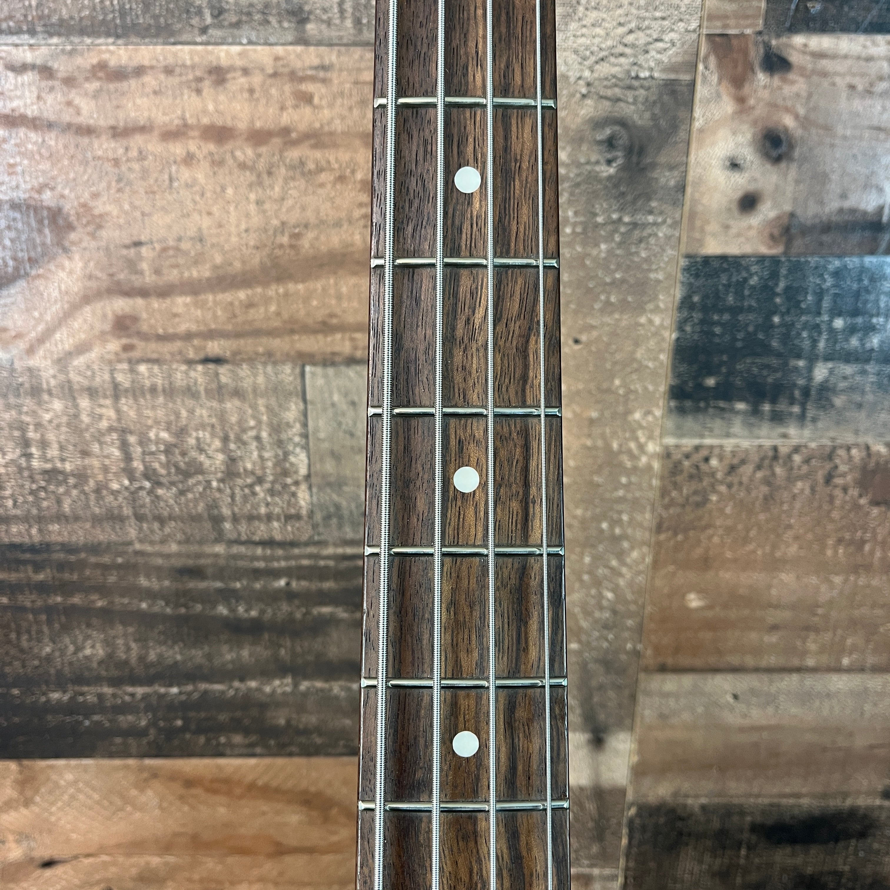 Standard Jazz Bass - Olympic White, Laurel Fingerboard, 849