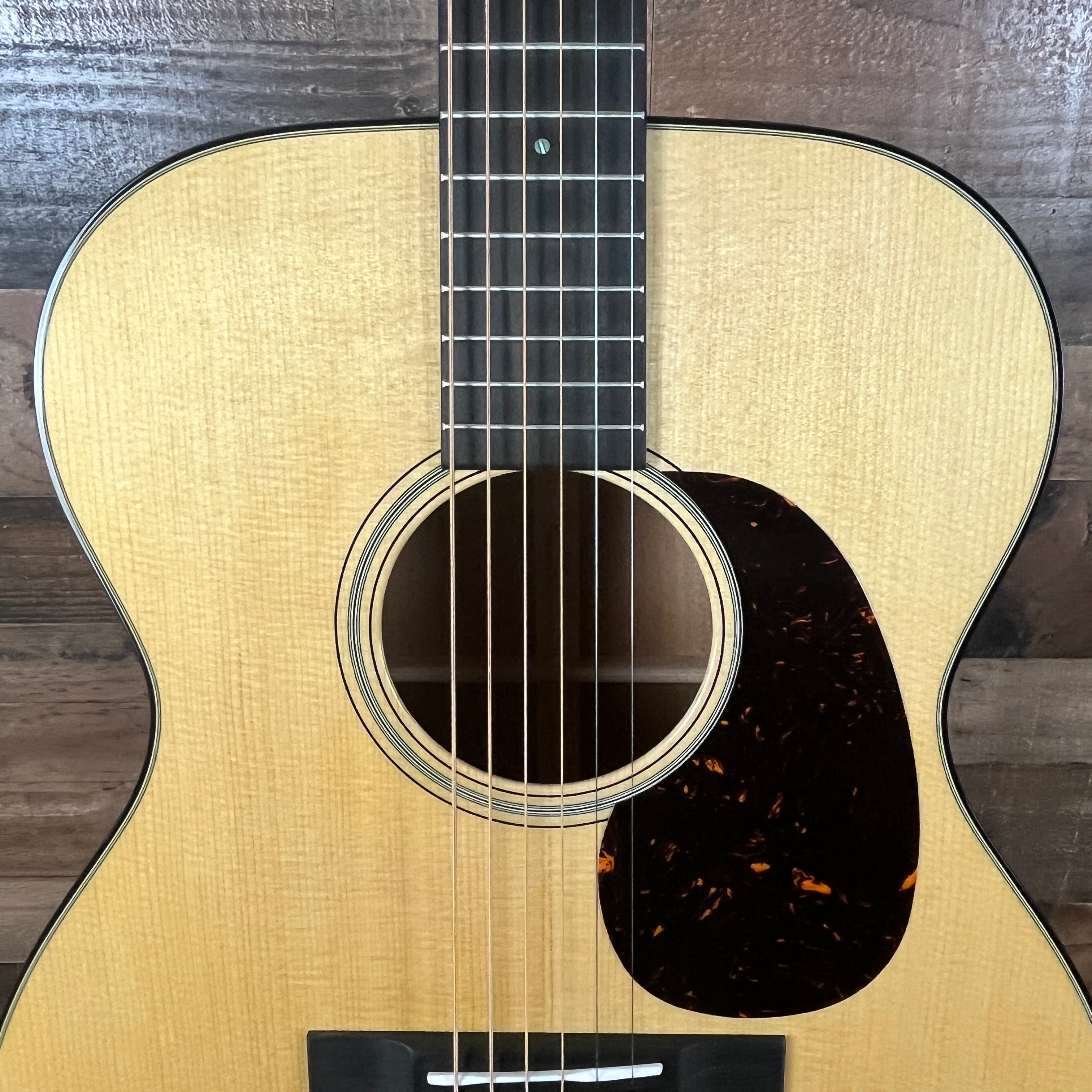 Martin 000-18 Standard Series Acoustic Guitar - Natural with Aging Toner (2025), 865