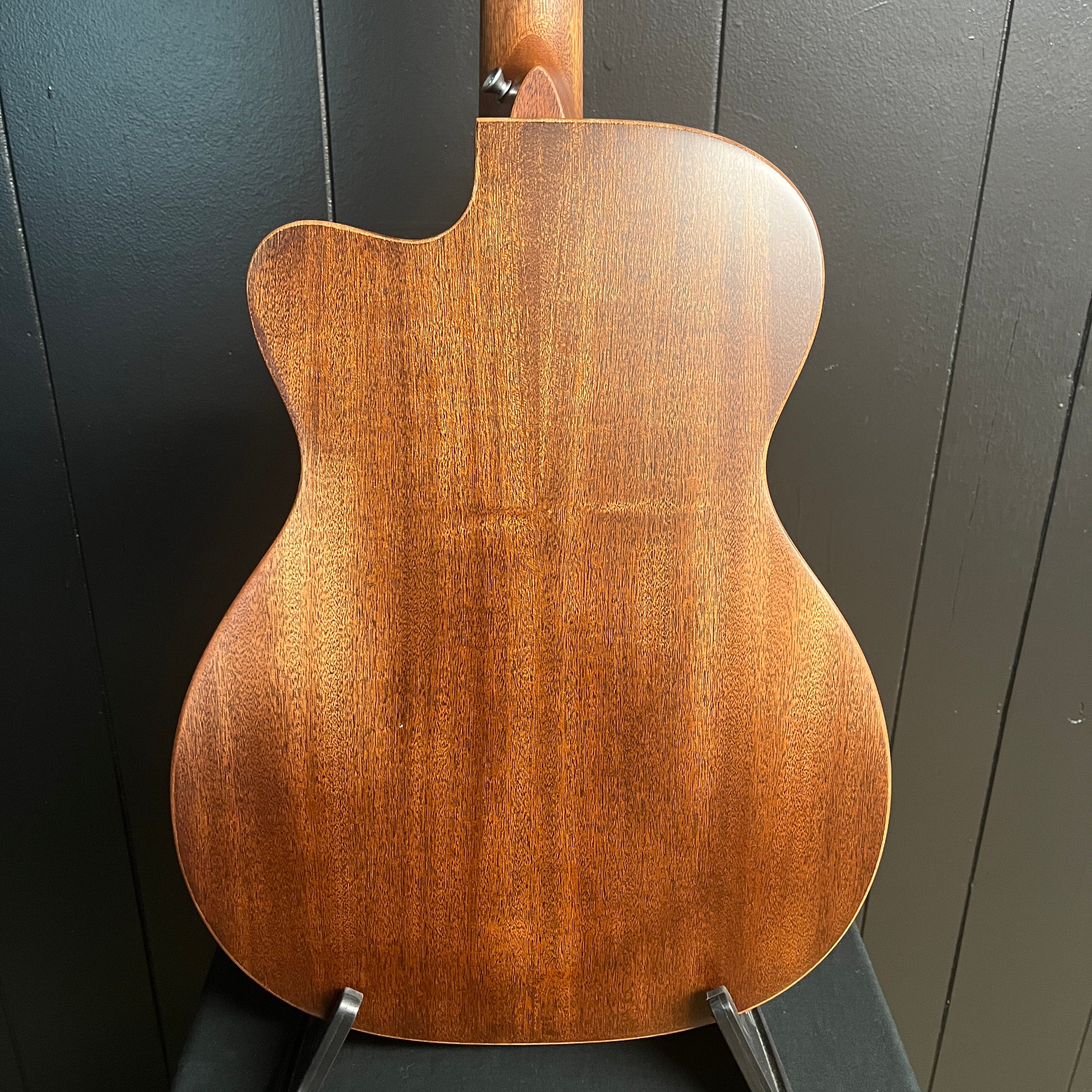 Martin 000C Jr-E StreetMaster Acoustic-electric Guitar - Dark Mahogany Distressed, Soft Case, 594