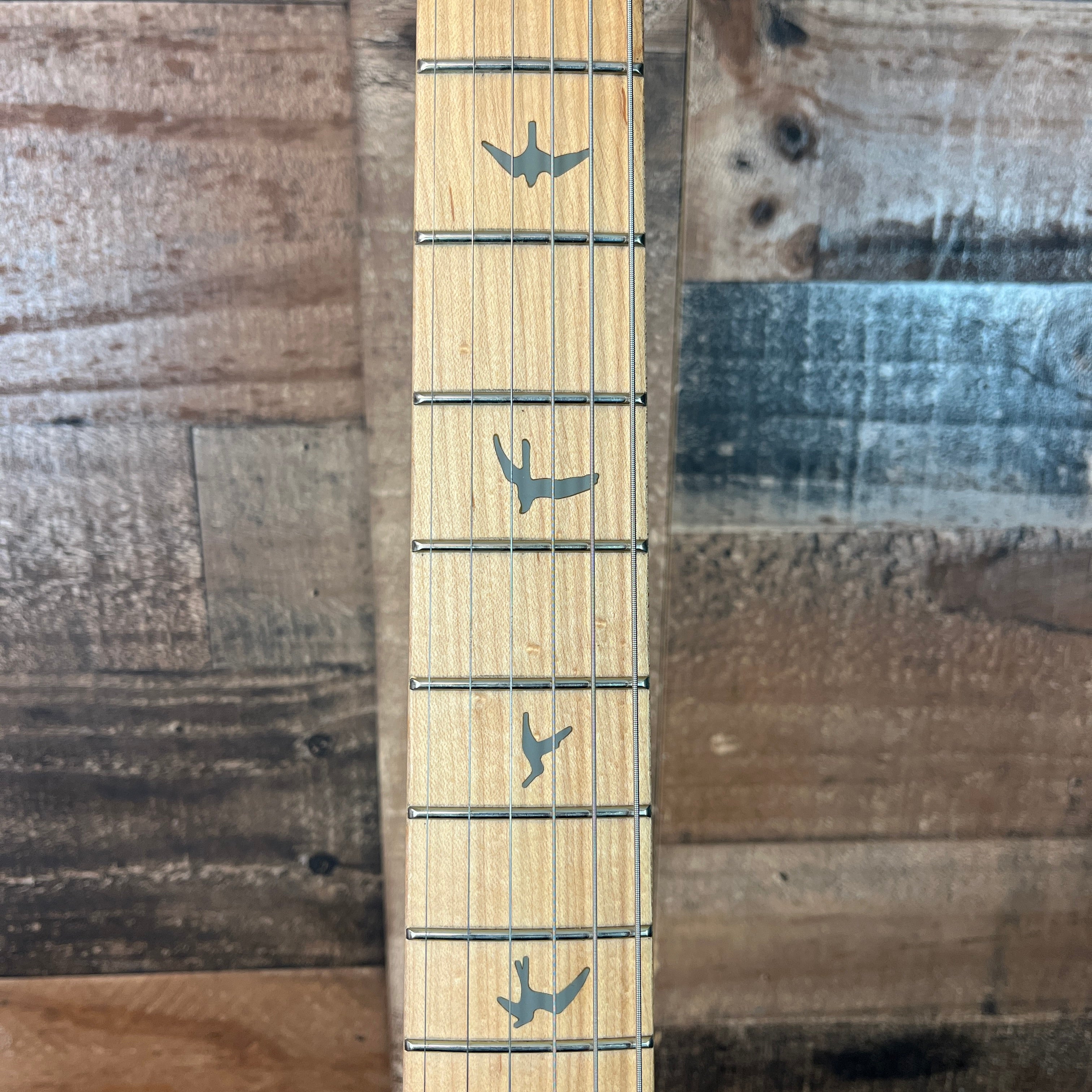 PRS SE Silver Sky, Left Handed, Moon White, Maple Fingerboard, Gig Bag, 392