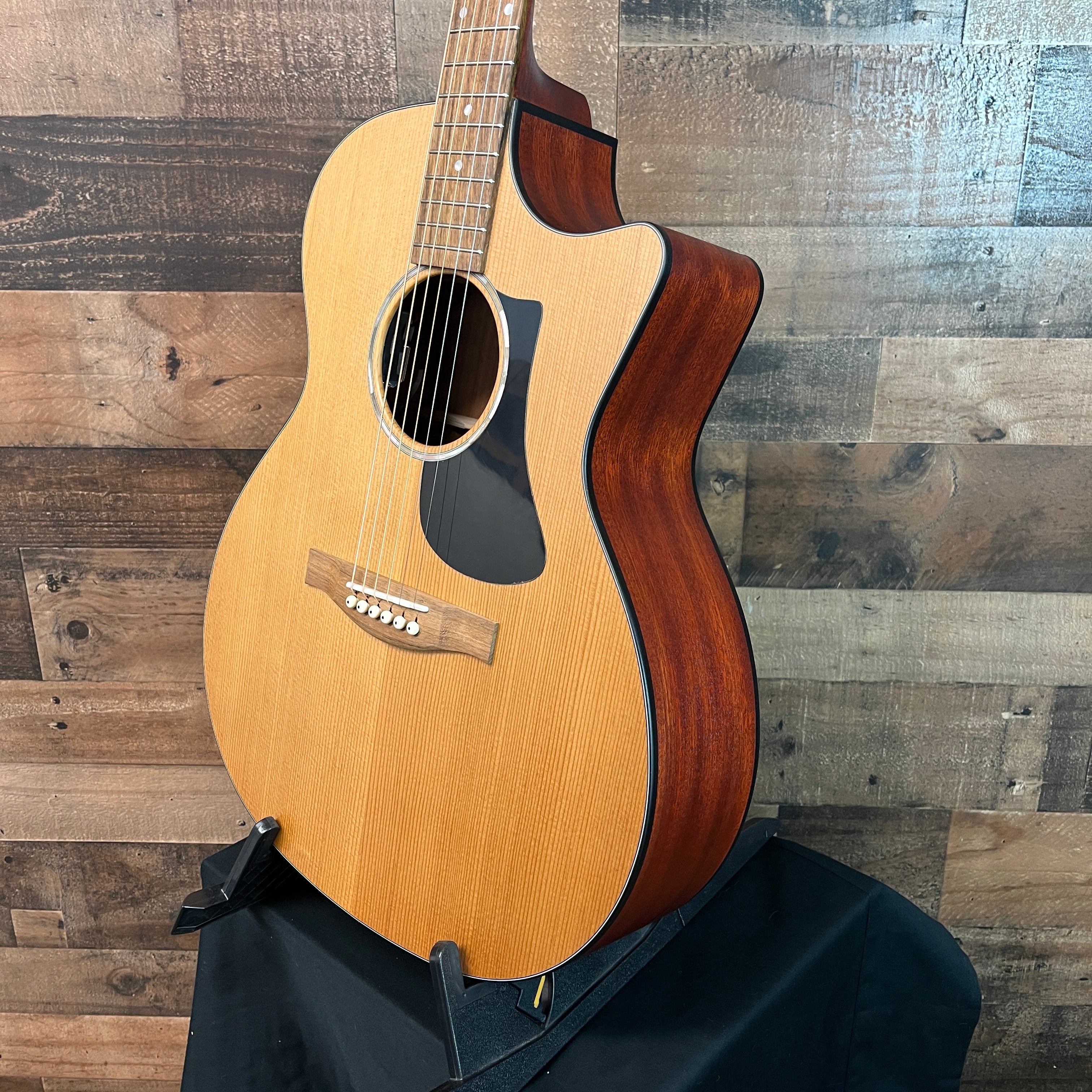 Eastman PCH1-GACE Natural Acoustic Guitar, Gig Bag, 262