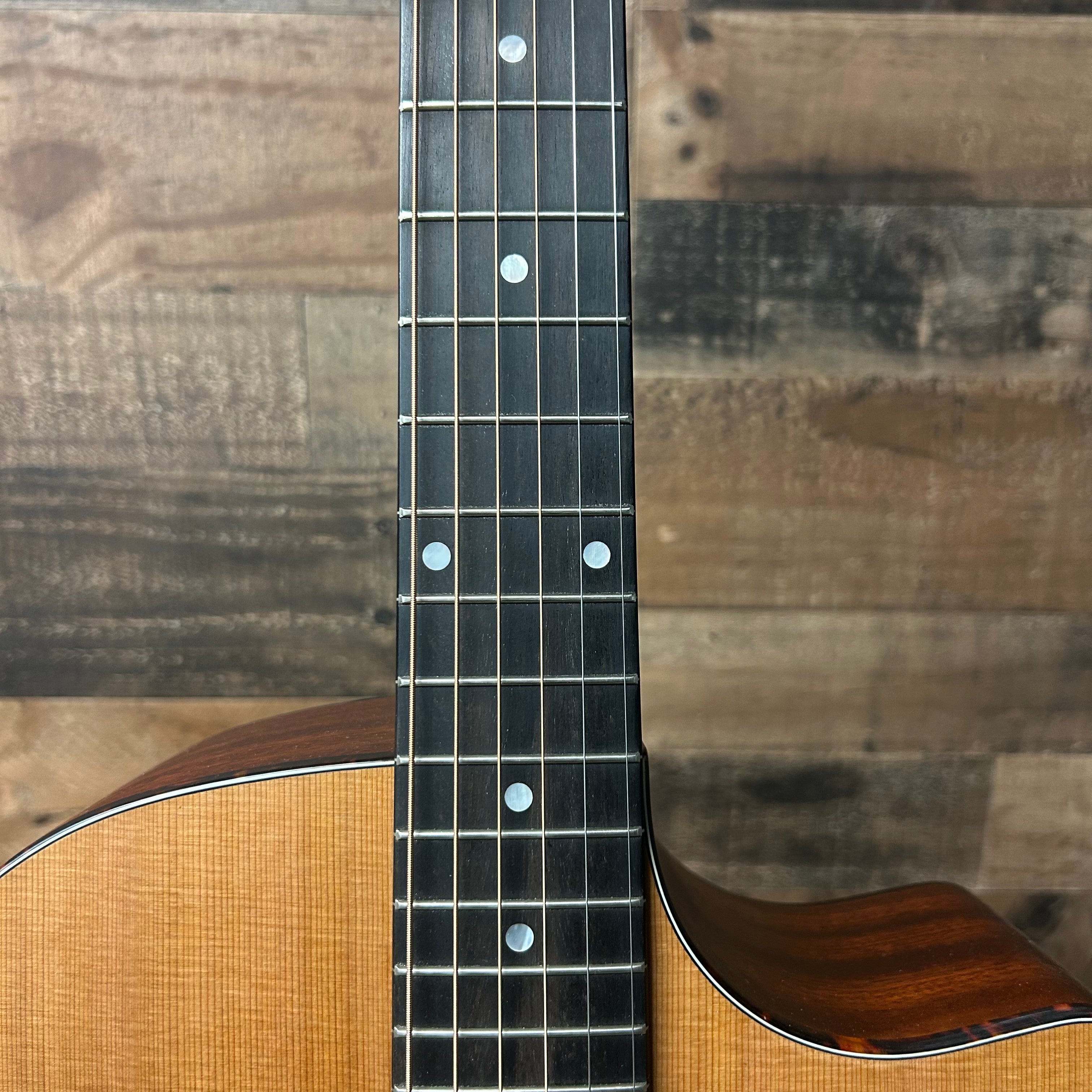 Eastman AC122-2CE Natural