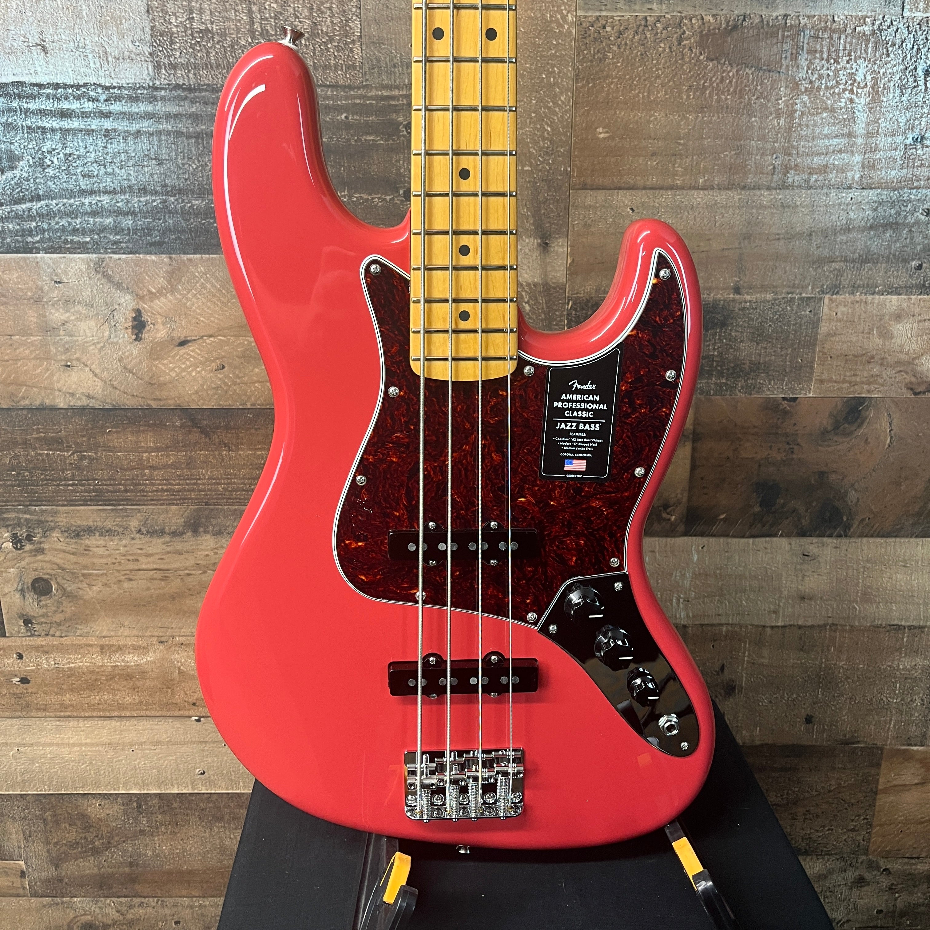 Fender American Professional Classic Jazz Bass, Faded Dakota Red, Gig Bag, 835