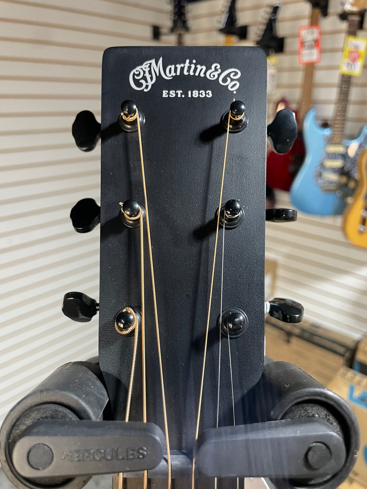 Martin Road Series DC-10E Modern Black