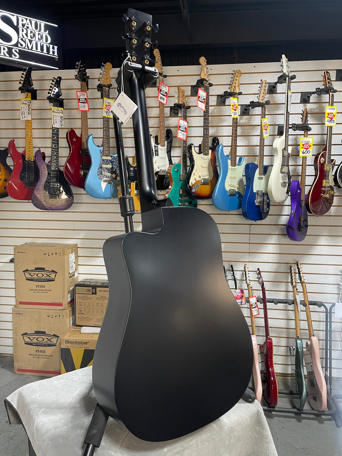 Martin Road Series DC-10E Modern Black