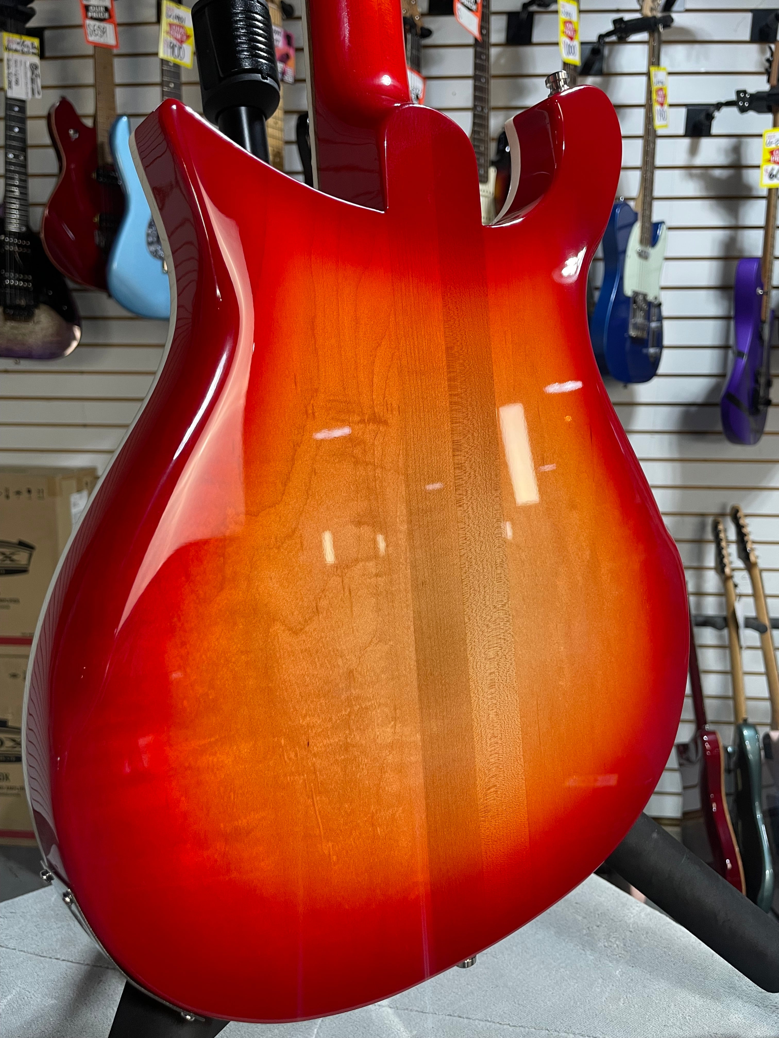 Rickenbacker 620FG Fireglo