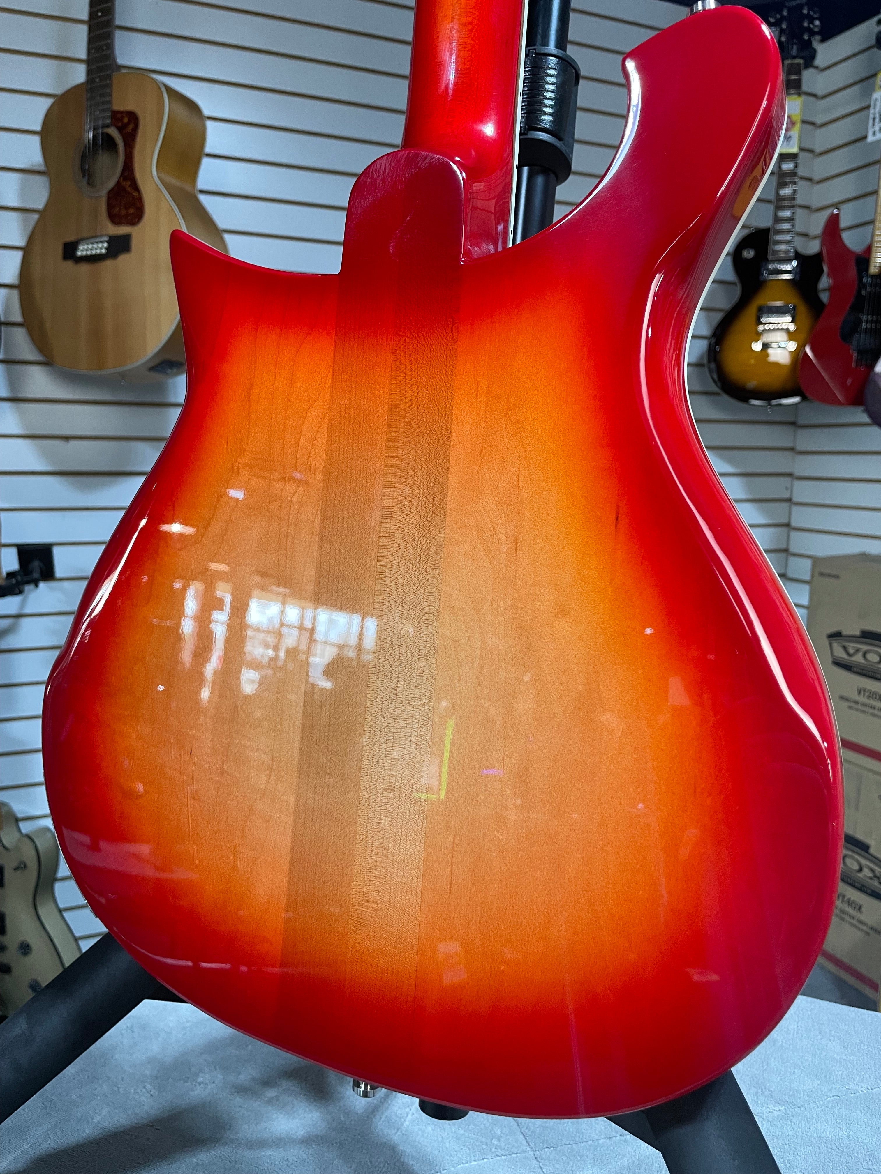 Rickenbacker 620FG Fireglo