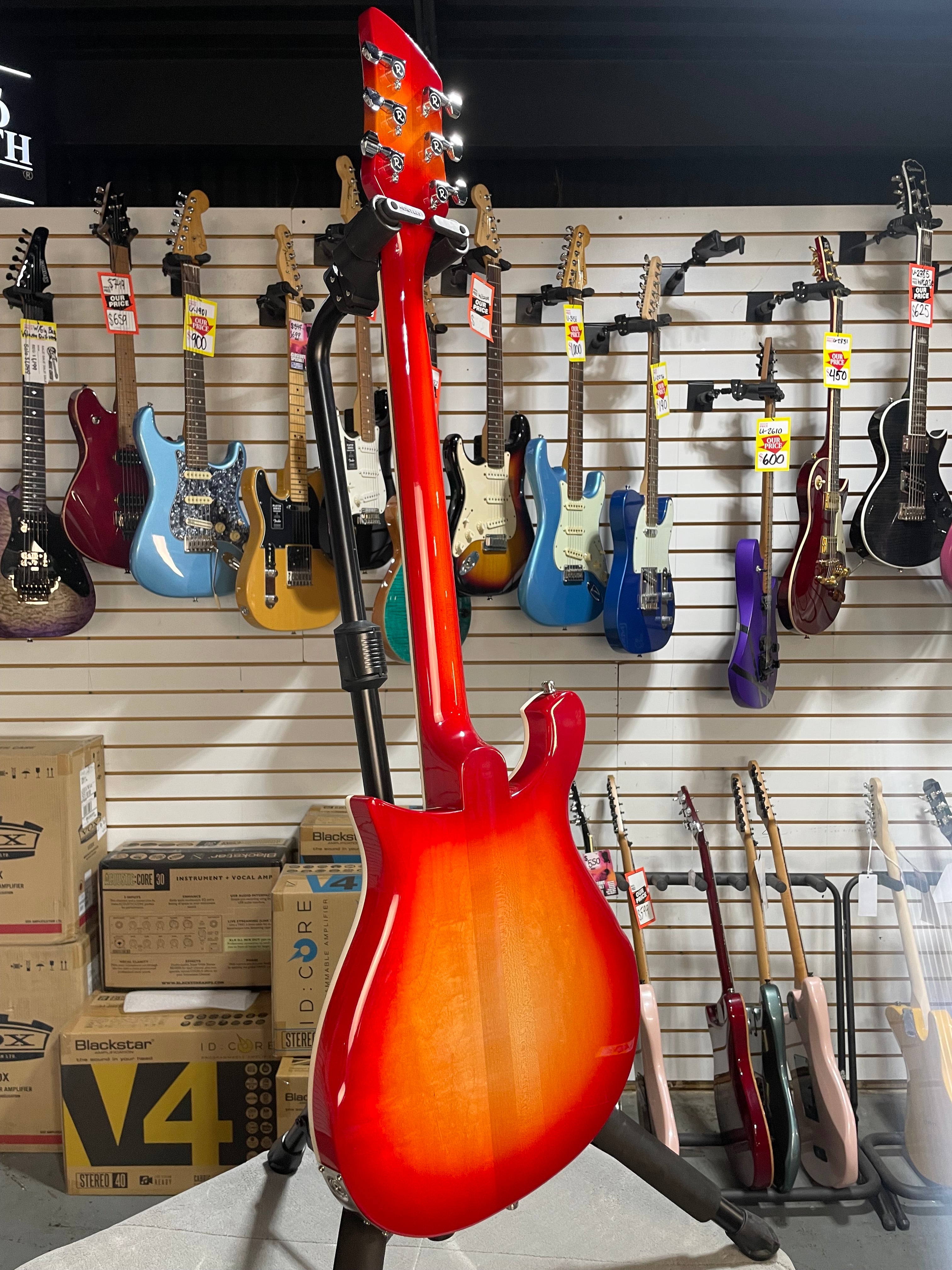 Rickenbacker 620FG Fireglo