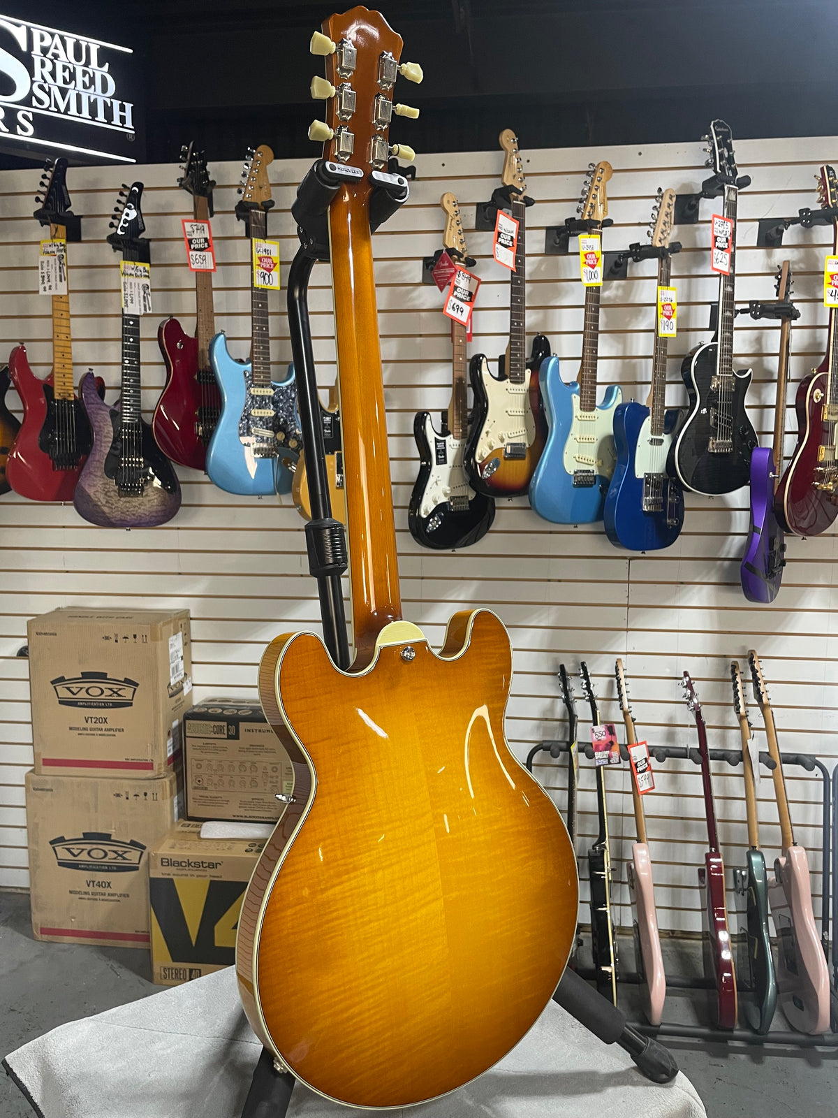 Eastman T484 Thinline Semi-Hollowbody Goldburst