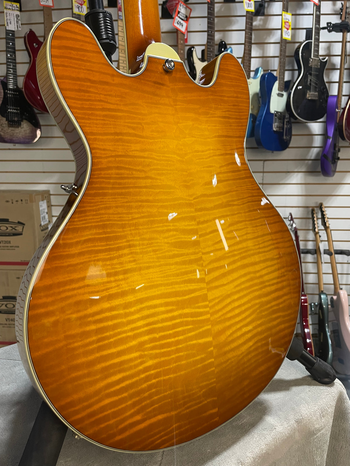 Eastman T486 Thinline Semi-Hollowbody Goldburst