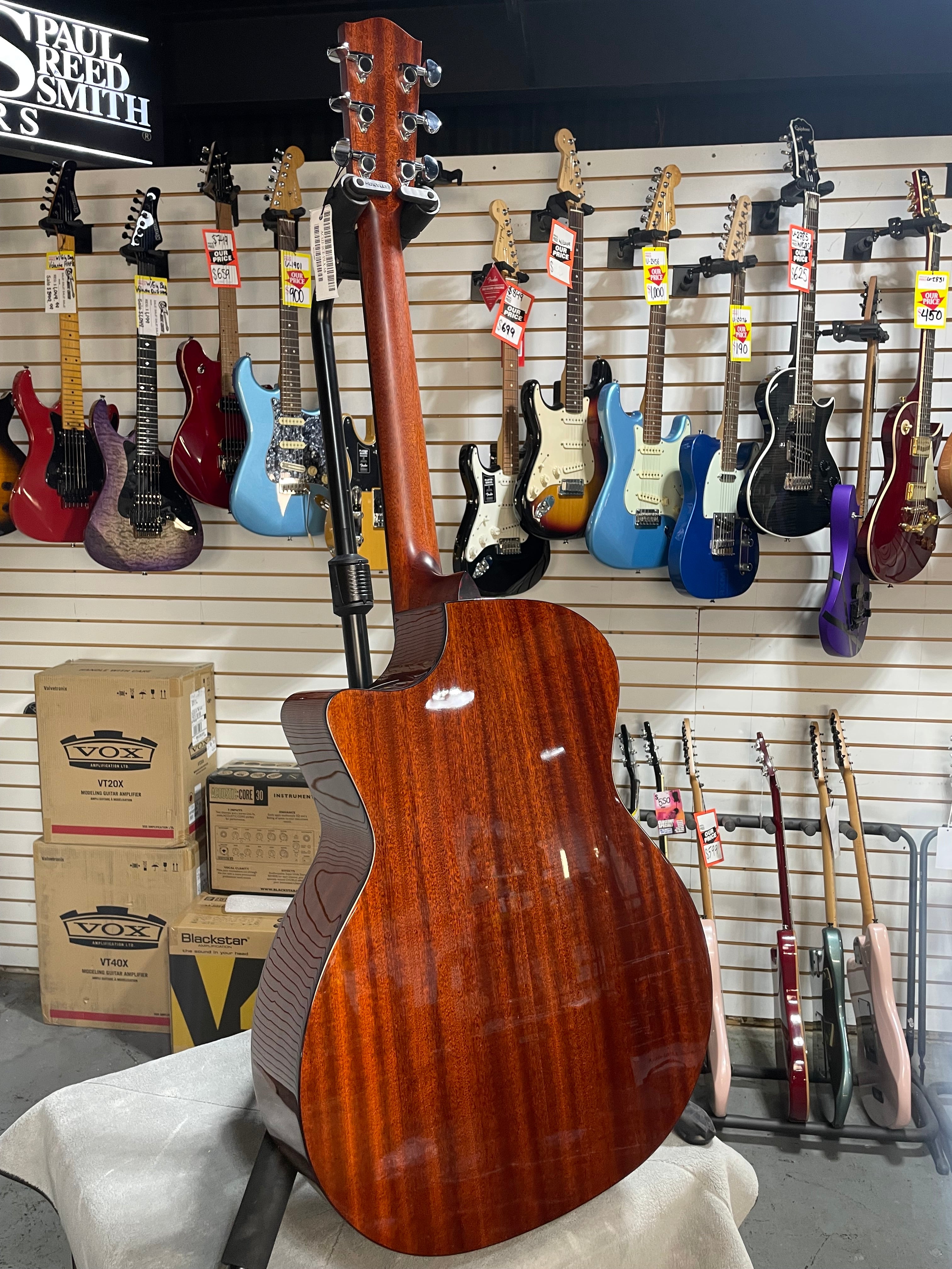 Eastman AC122-2CE Deluxe Sunburst