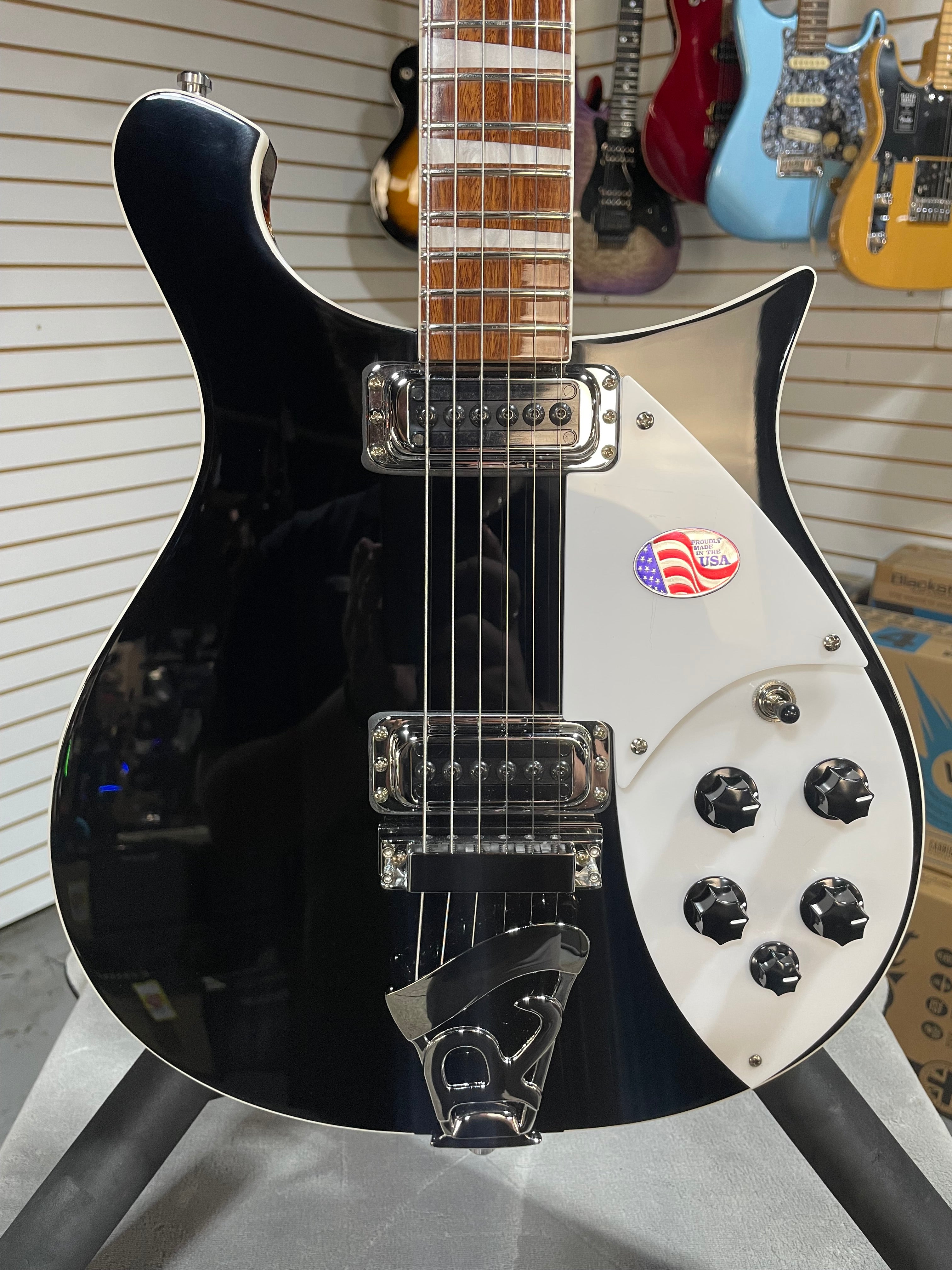 Rickenbacker 620JG Jetglo