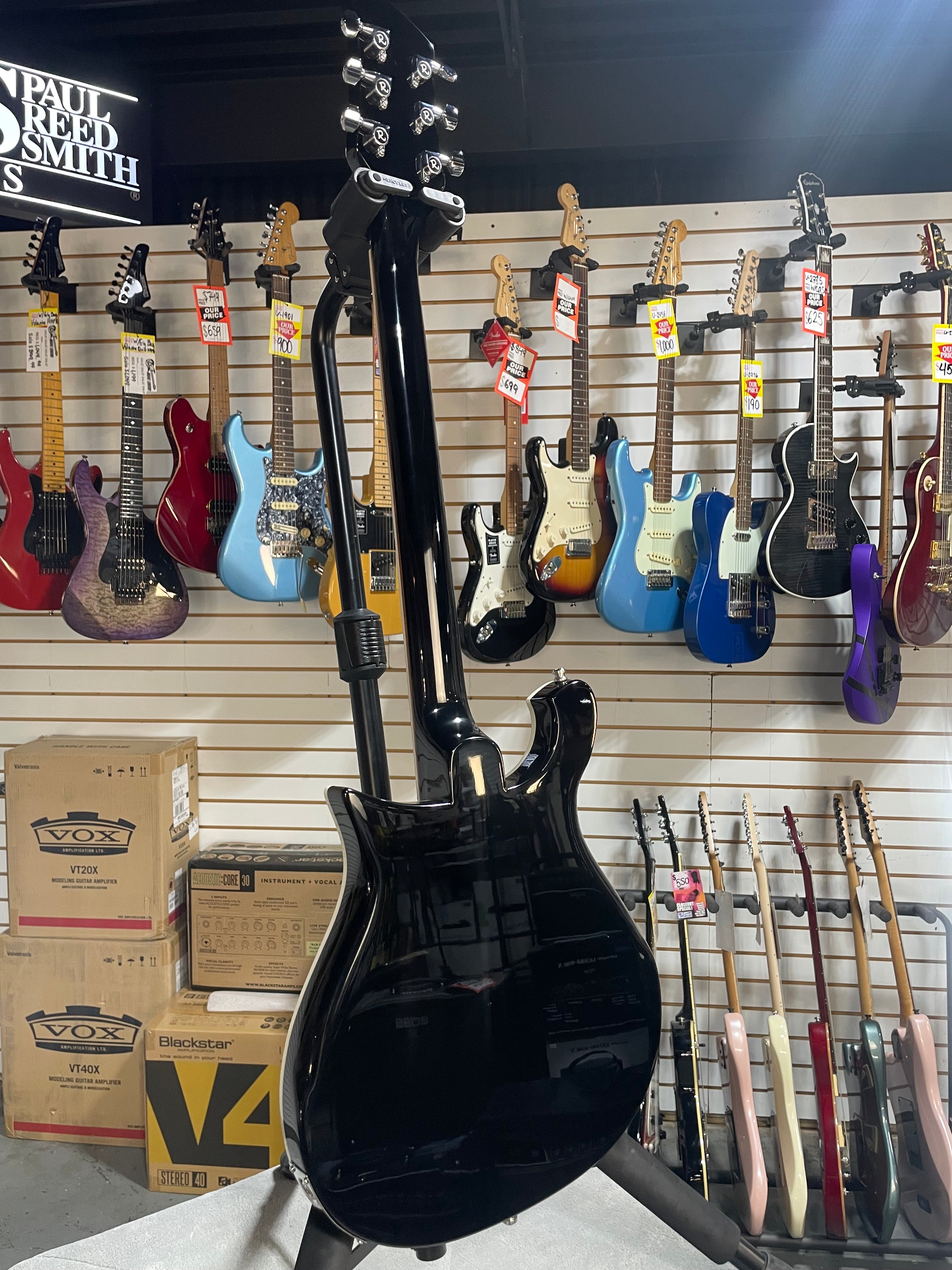 Rickenbacker 620JG Jetglo