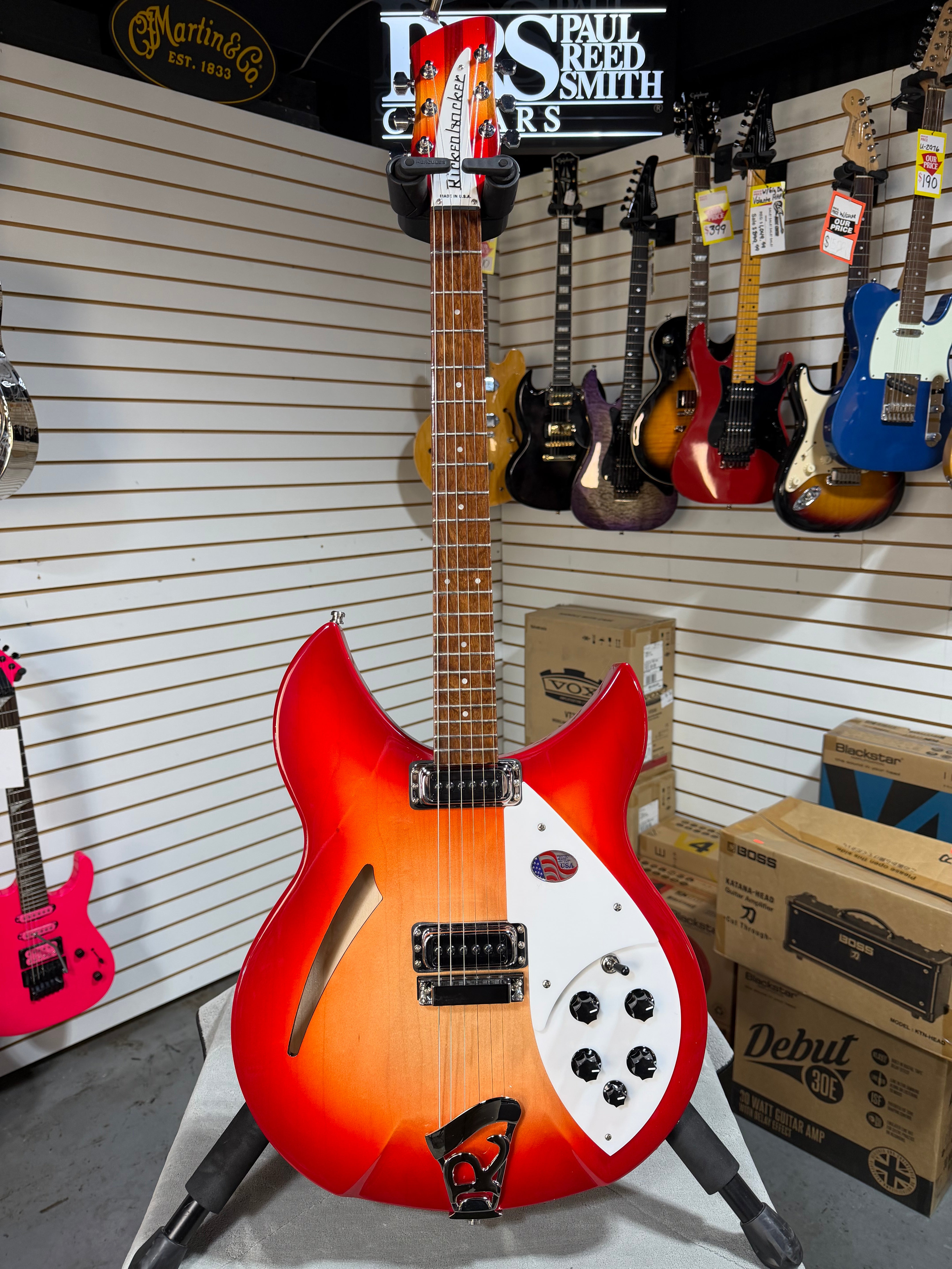 Rickenbacker 330 Fireglo