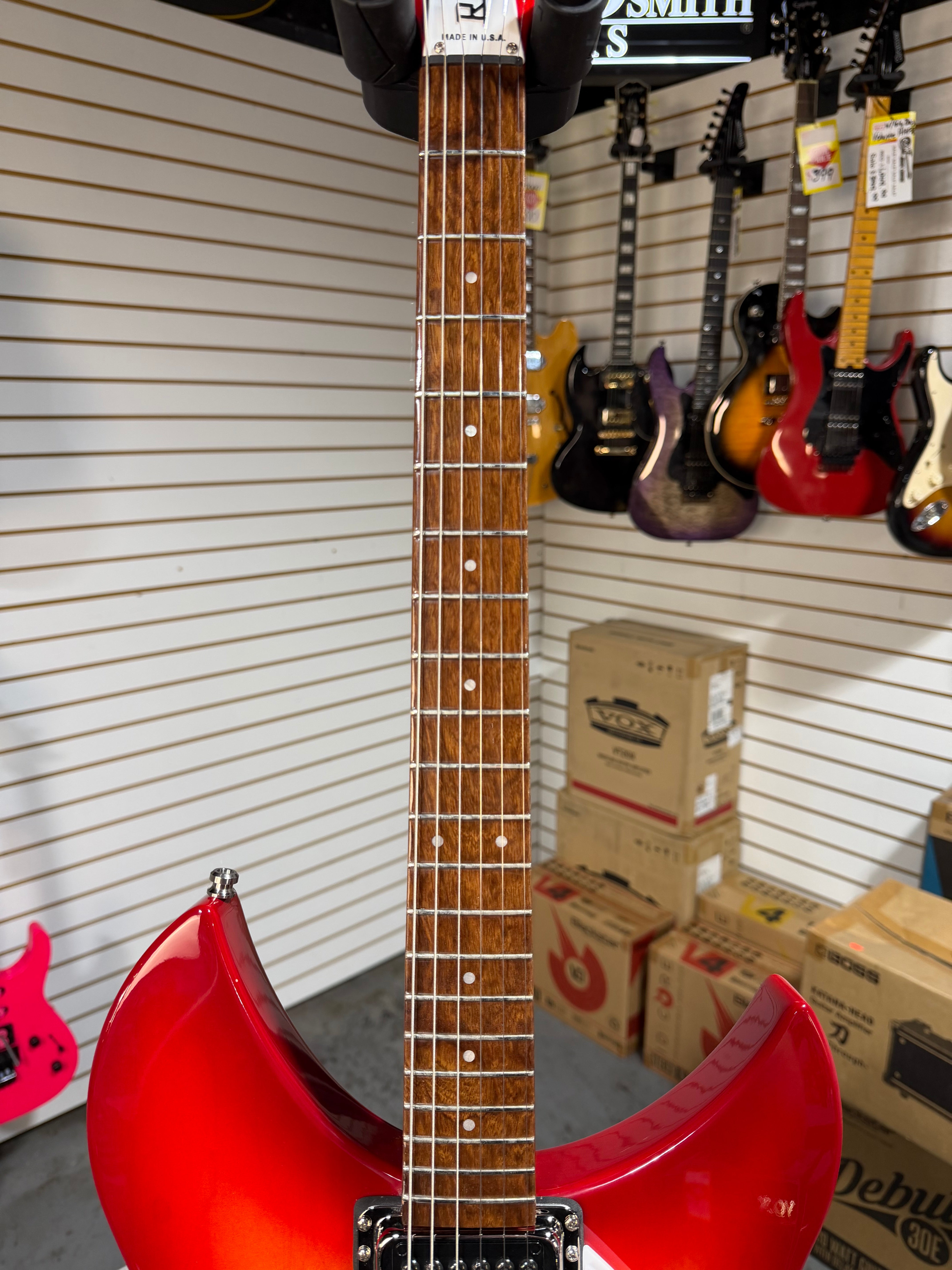 Rickenbacker 330 Fireglo