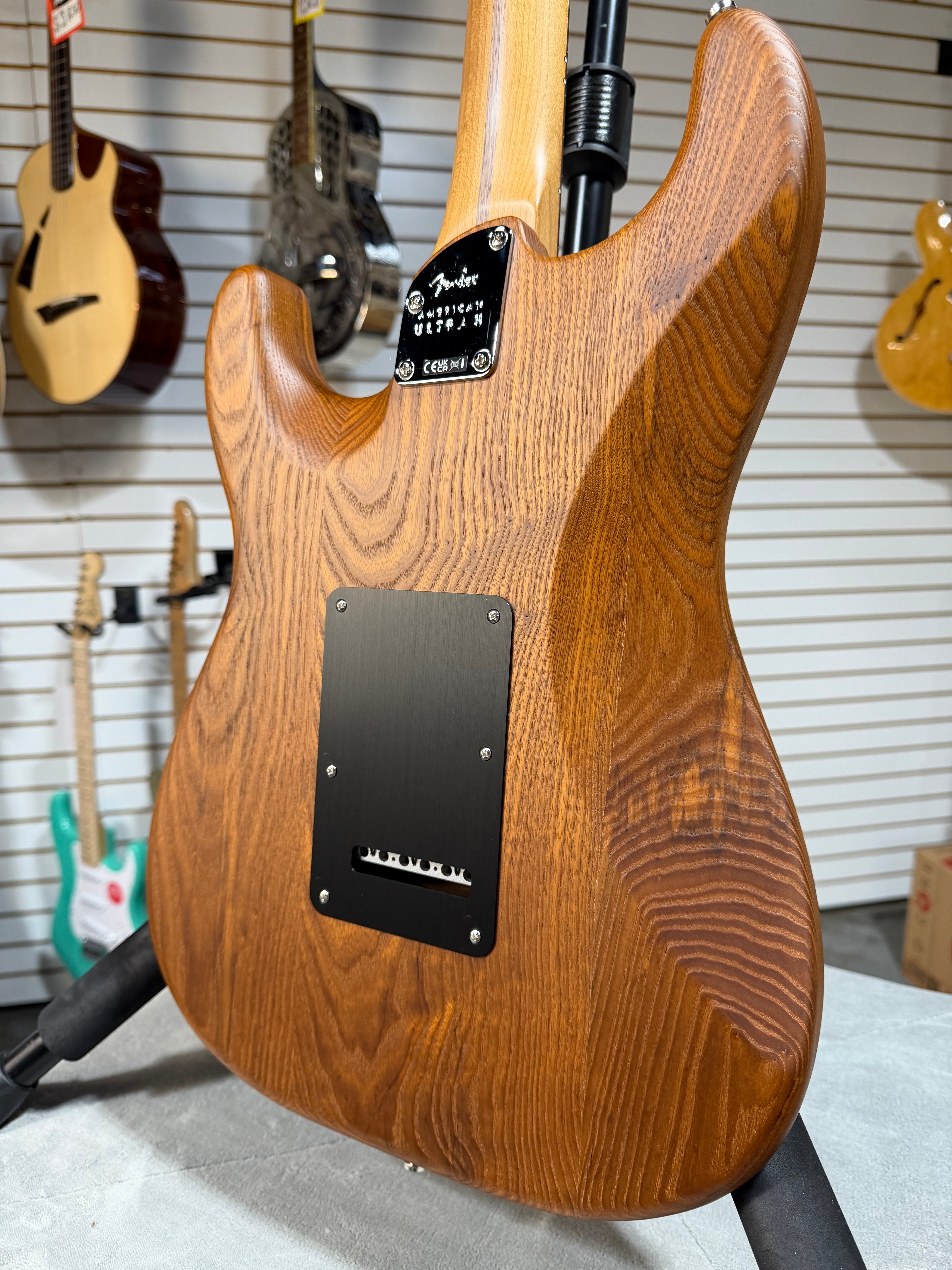 Fender Limited Edition American Ultra II Stratocaster HSS Natural