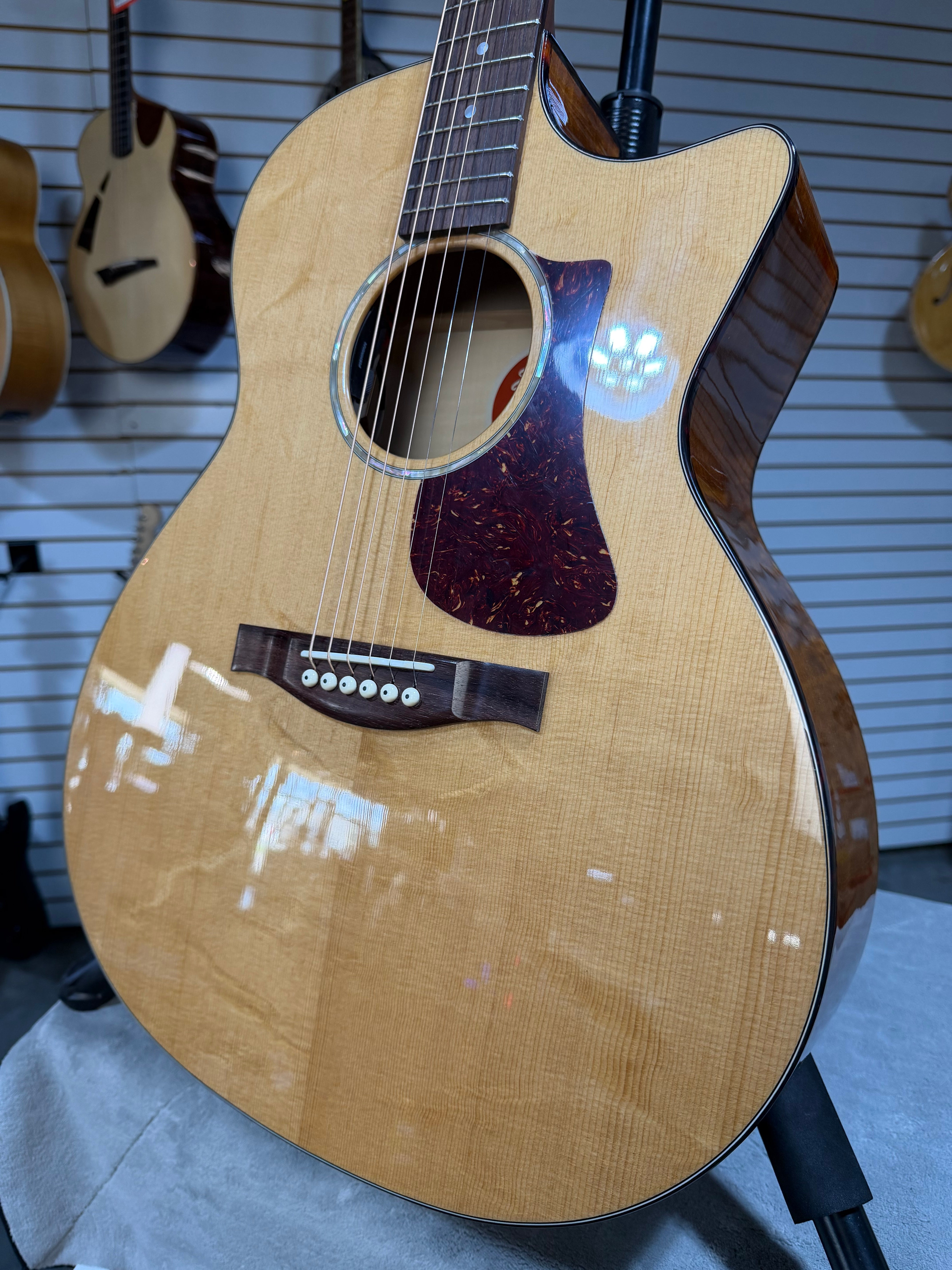 Eastman PCH3-GACE Amberburst
