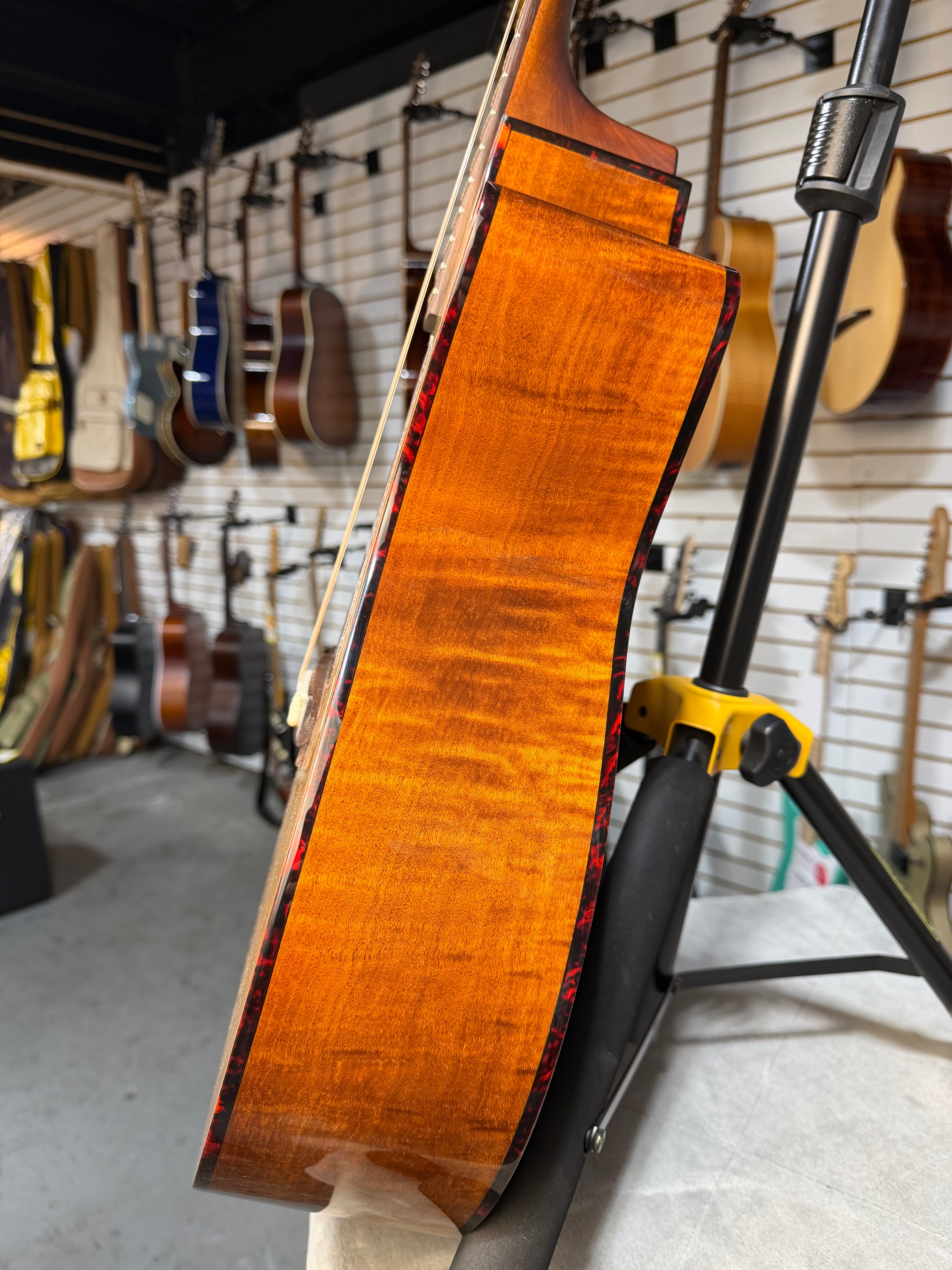Eastman PCH3-GACE Amberburst