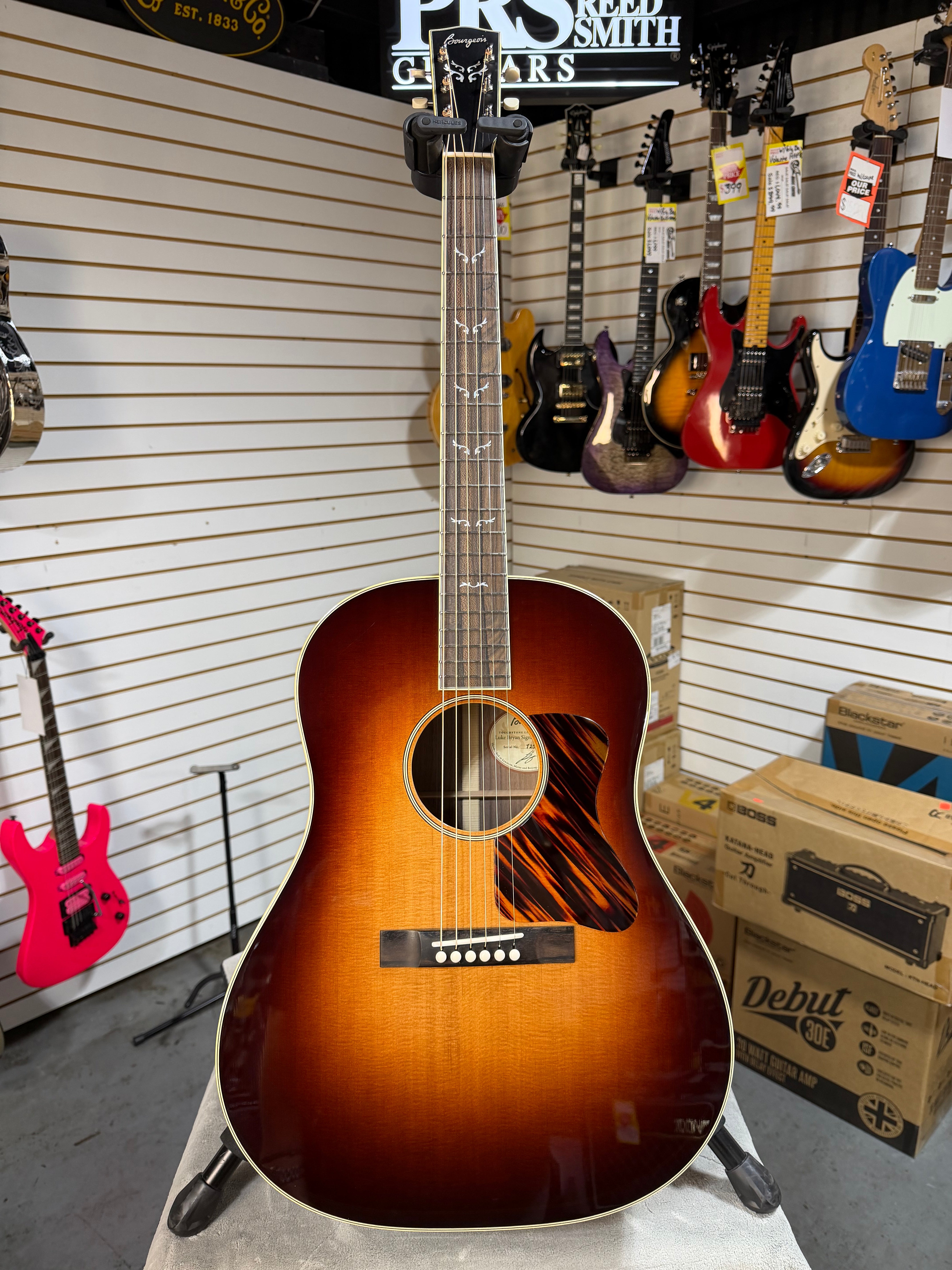 Bourgeois Luke Bryan Signature Touchstone Series Slope Shoulder Dreadnought Sunburst