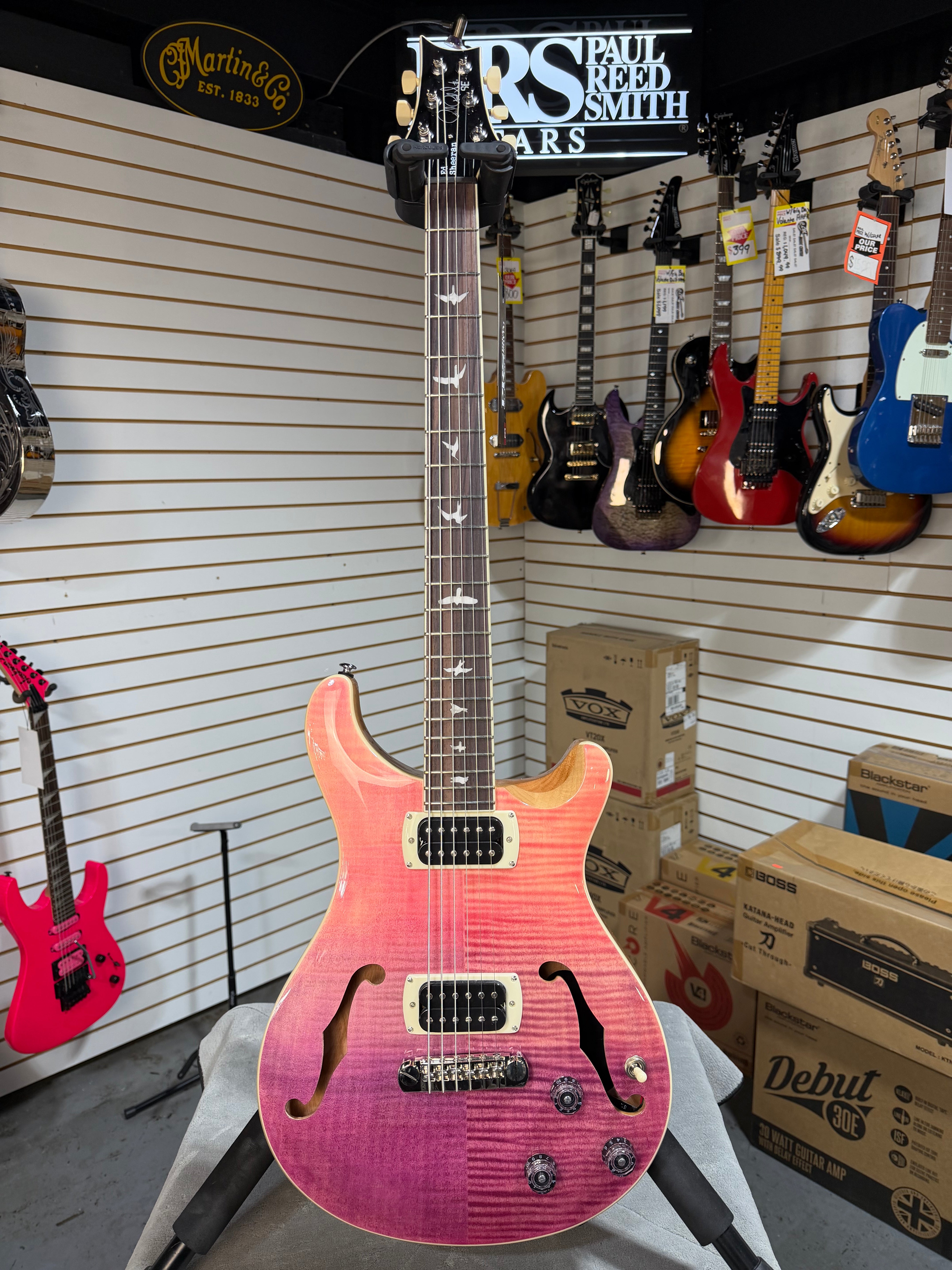 PRS SE Ed Sheeran Signature Hollowbody I Piezo Baritone Pink Ombre