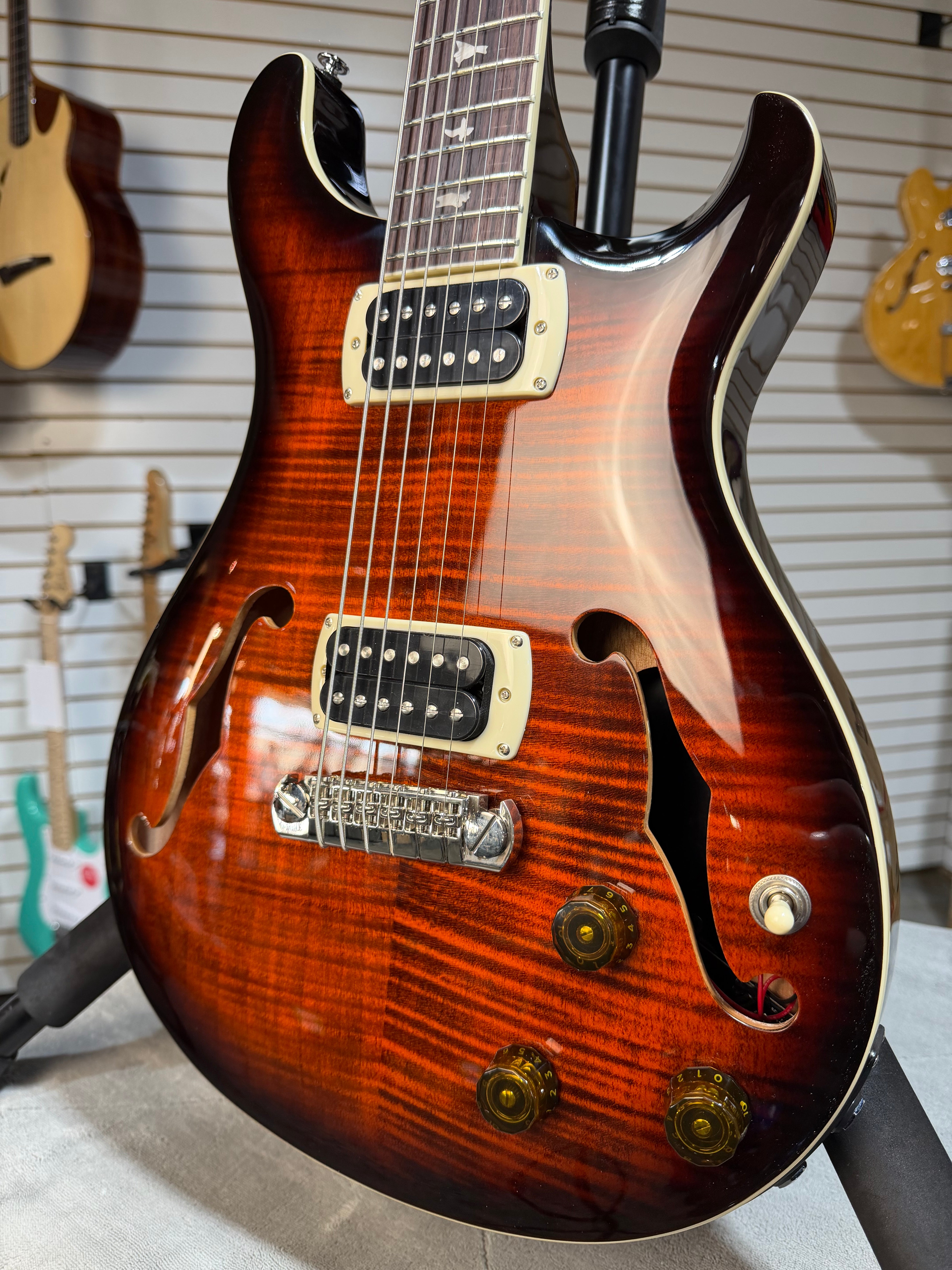 PRS SE Ed Sheeran Signature Hollowbody I Piezo Baritone Orange Tiger Smokeburst