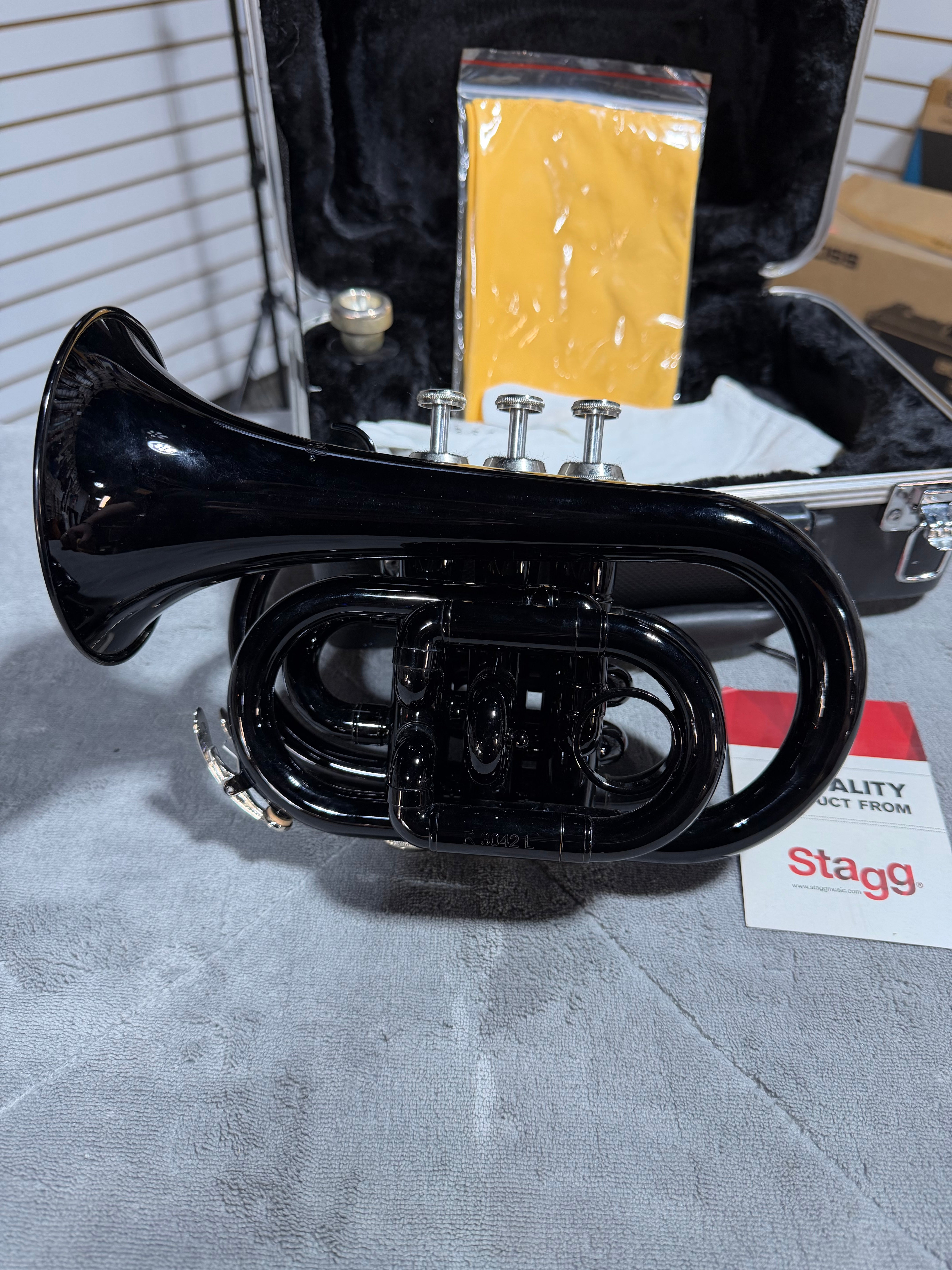 Stagg WS-TR249S - Black ML-Bore, Brass Body Bb Pocket Trumpet w/Hard Case & Mouthpiece