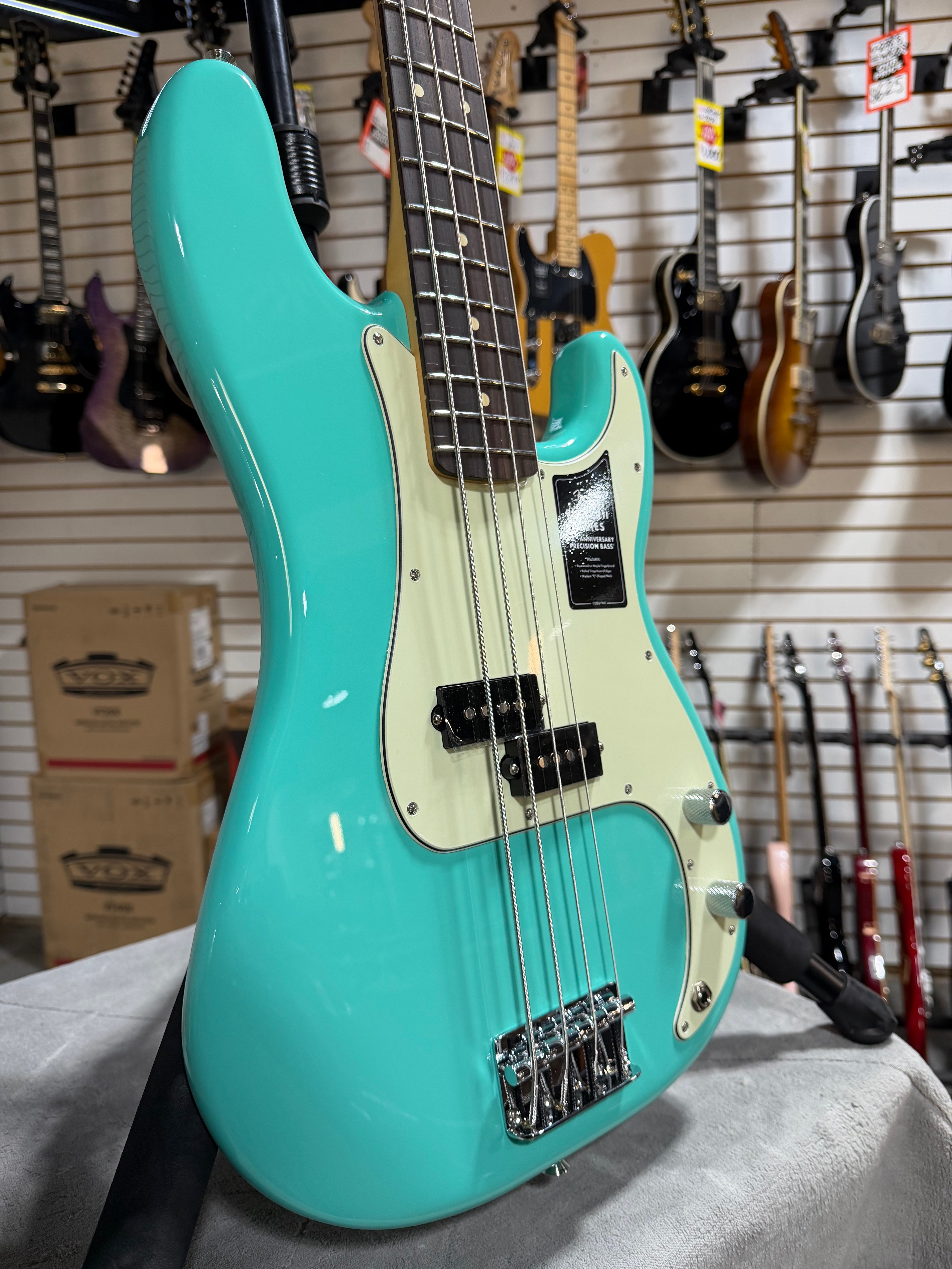 Fender 75th Anniversary Player II Precision Bass Seafoam Green