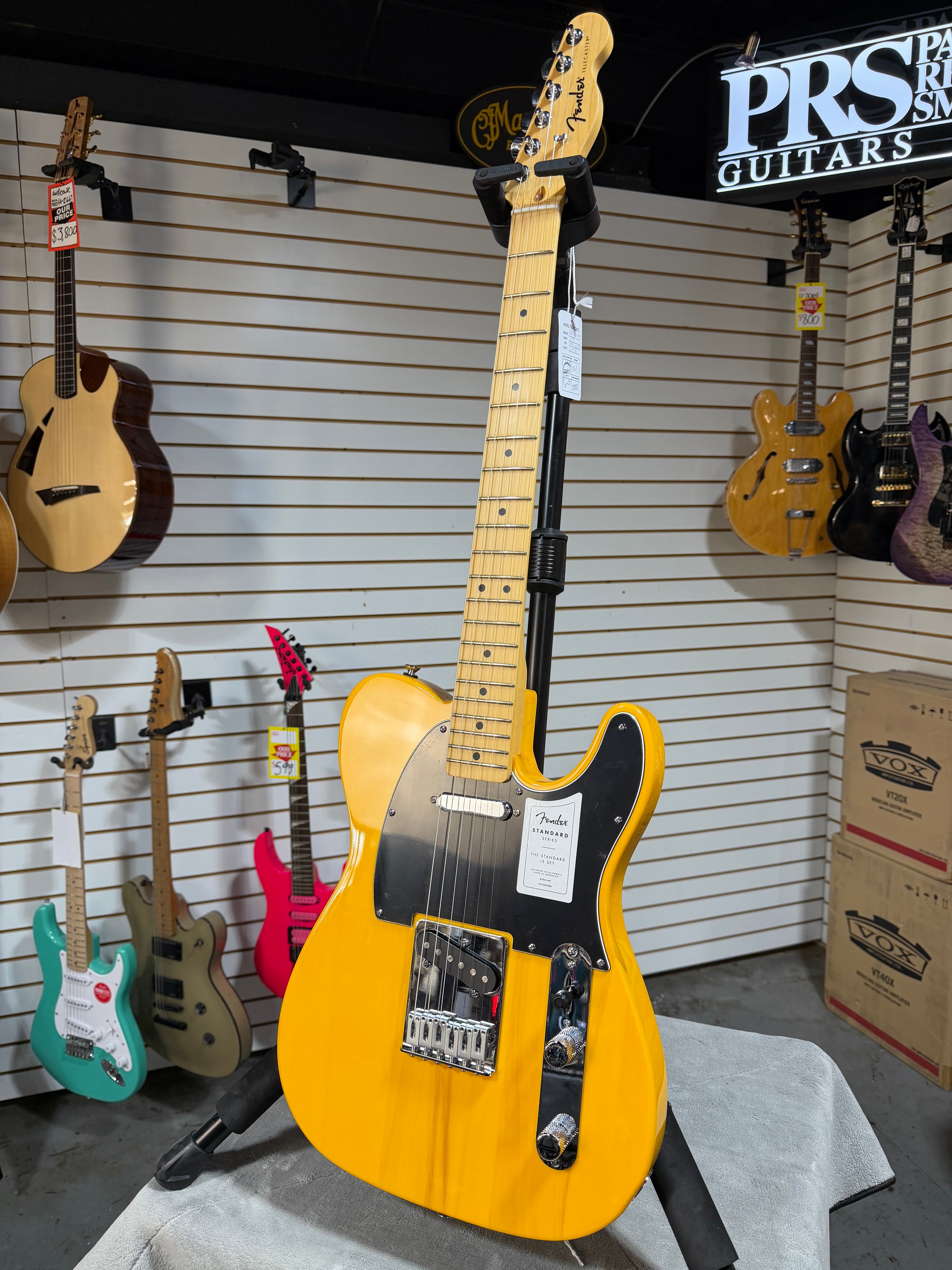 Fender Standard Telecaster Butterscotch Blonde