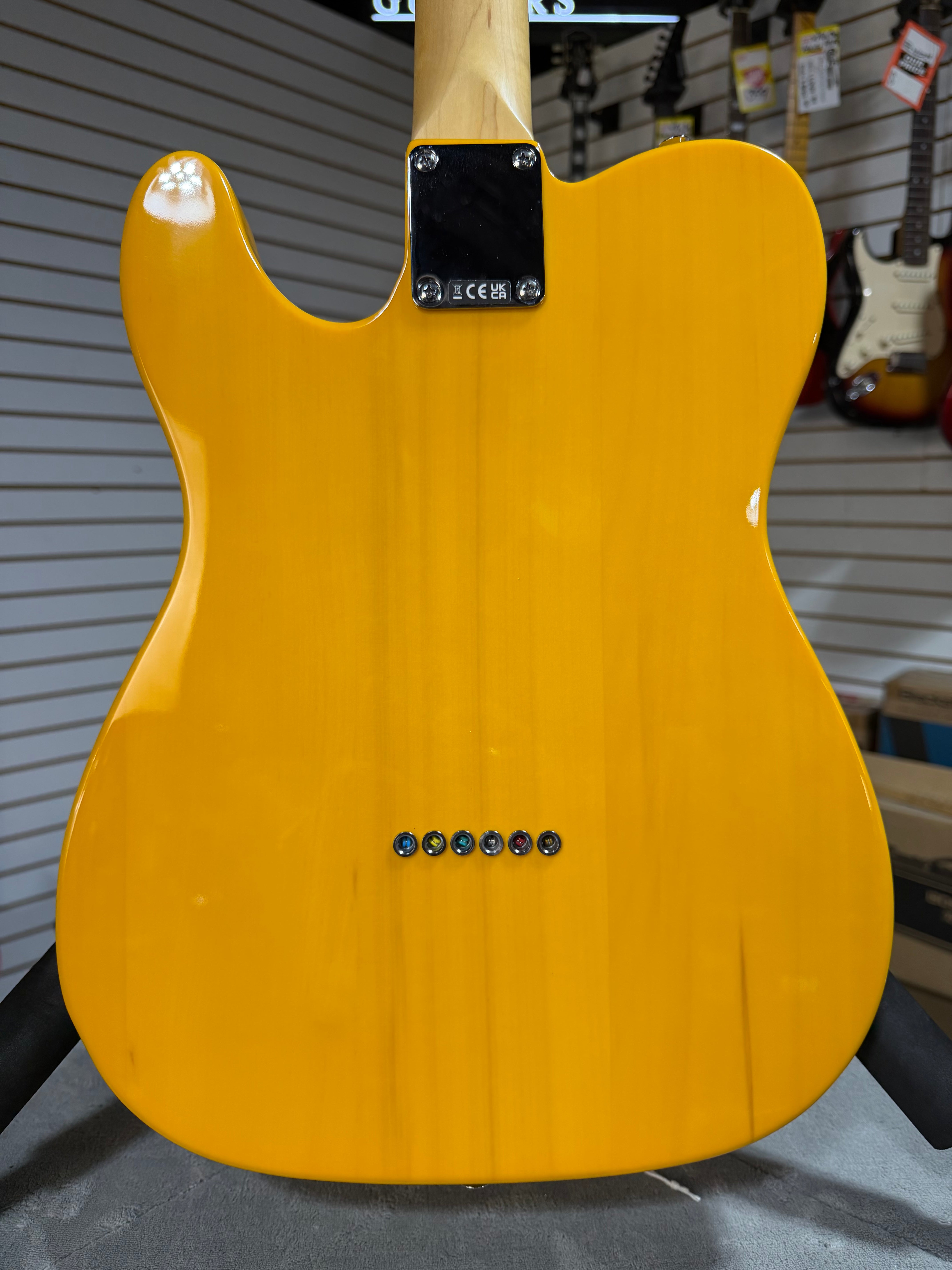 Fender Standard Telecaster Butterscotch Blonde