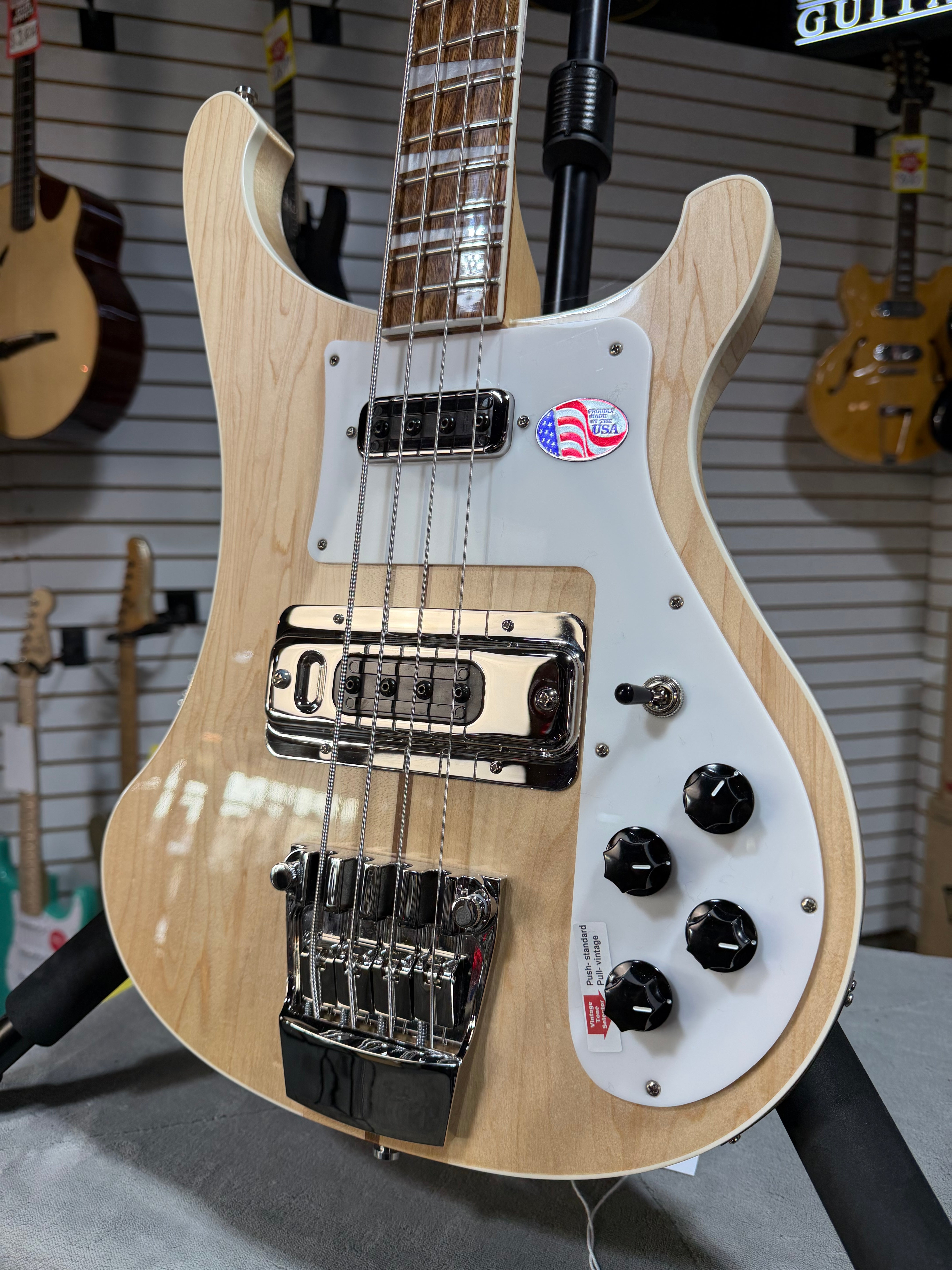 Rickenbacker 4003 Mapleglo