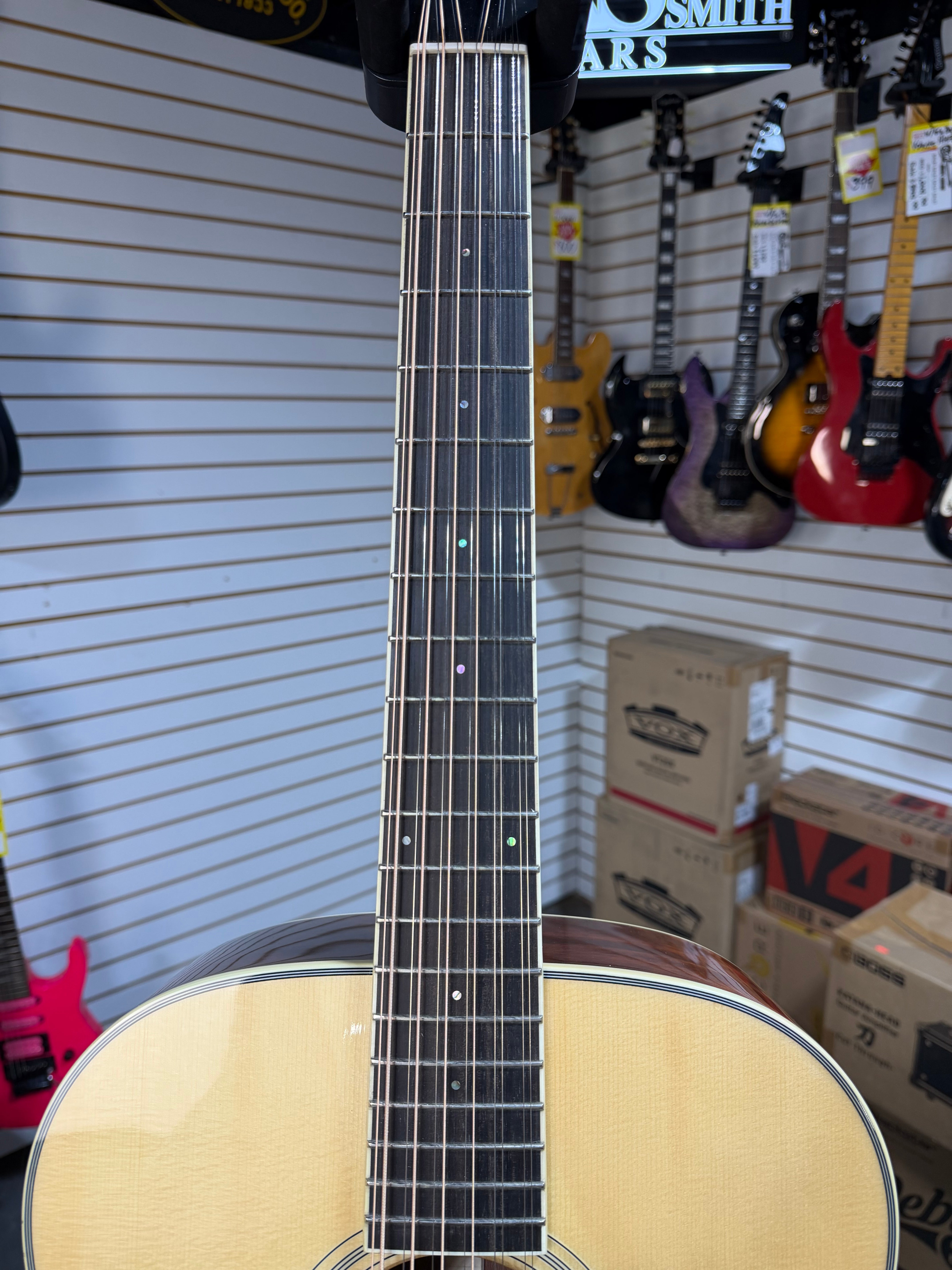 Eastman AC330E-12 Natural