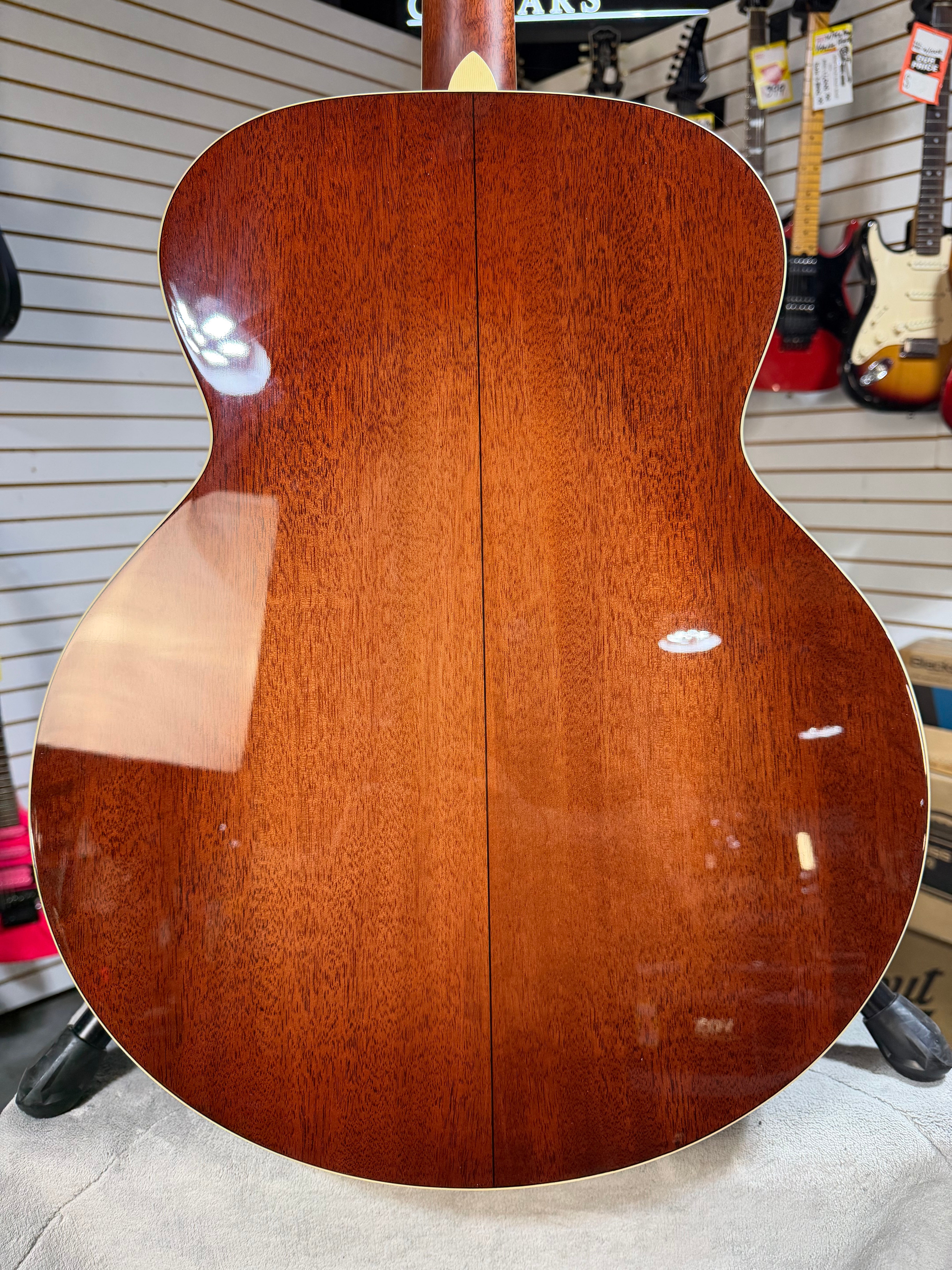 Eastman AC330E-12 Natural