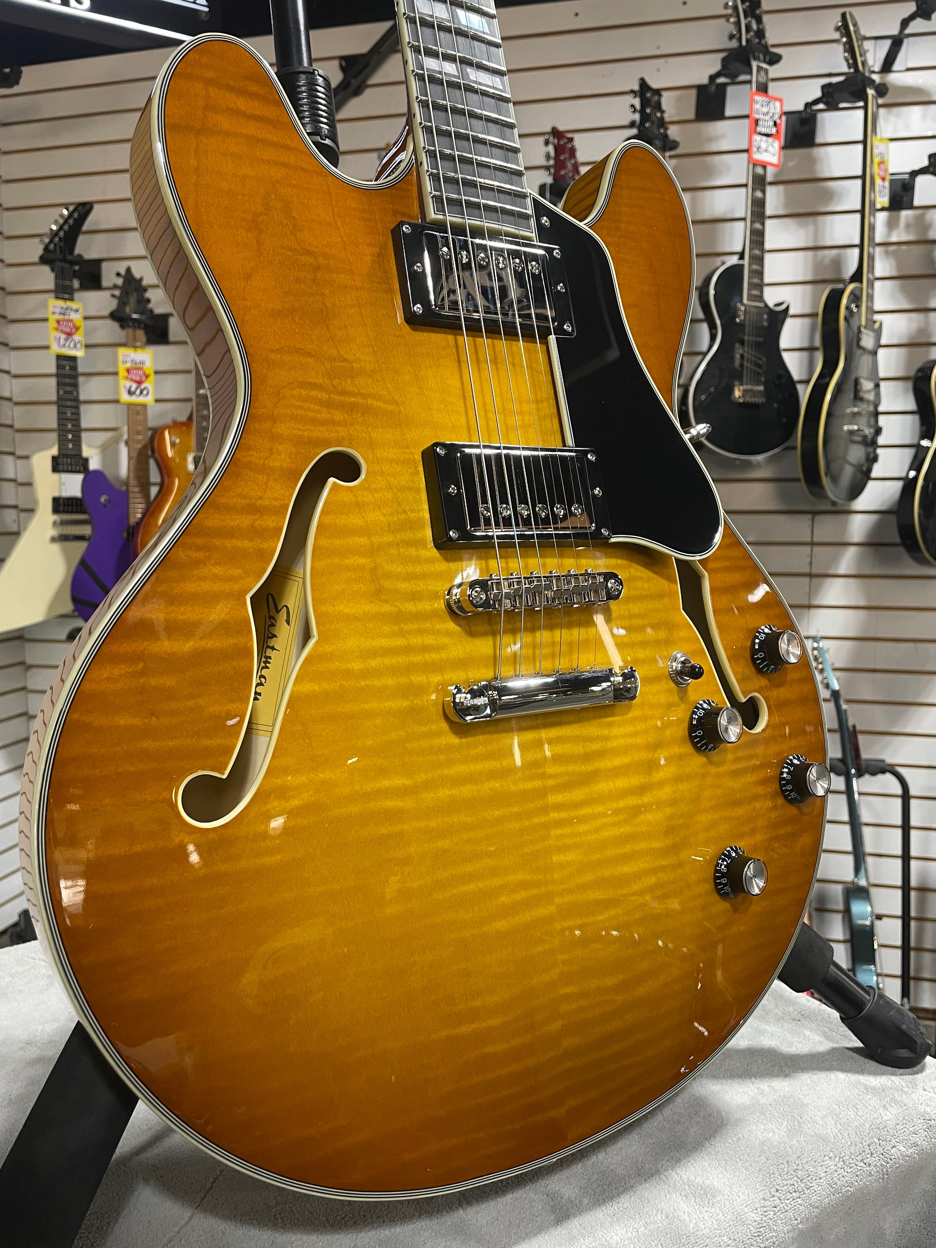 Eastman T486 Semi-Hollowbody Electric Guitar - Goldburst w/OHSC & PLEK*D #595