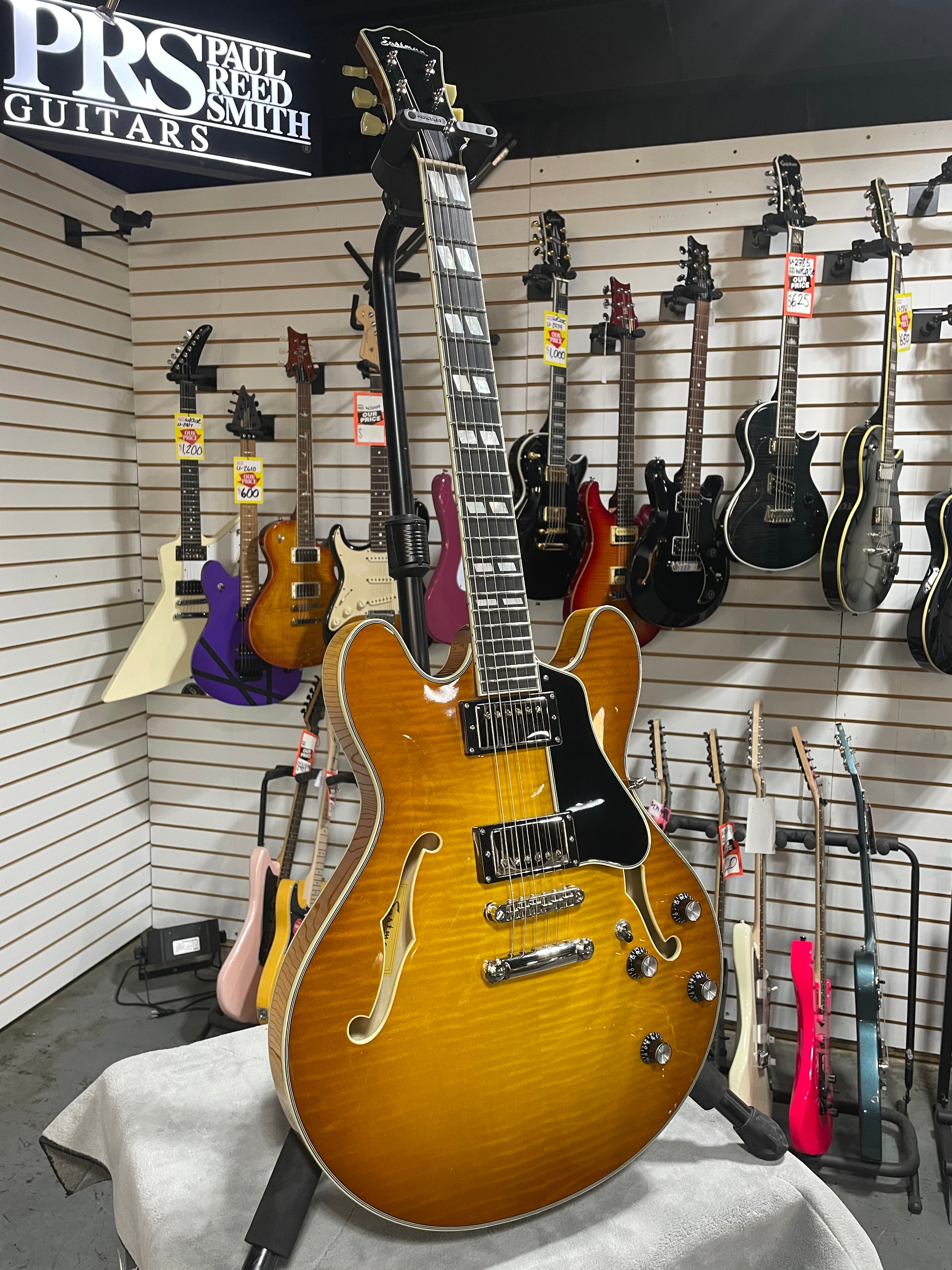 Eastman T486 Semi-Hollowbody Electric Guitar - Goldburst w/OHSC & PLEK*D #595