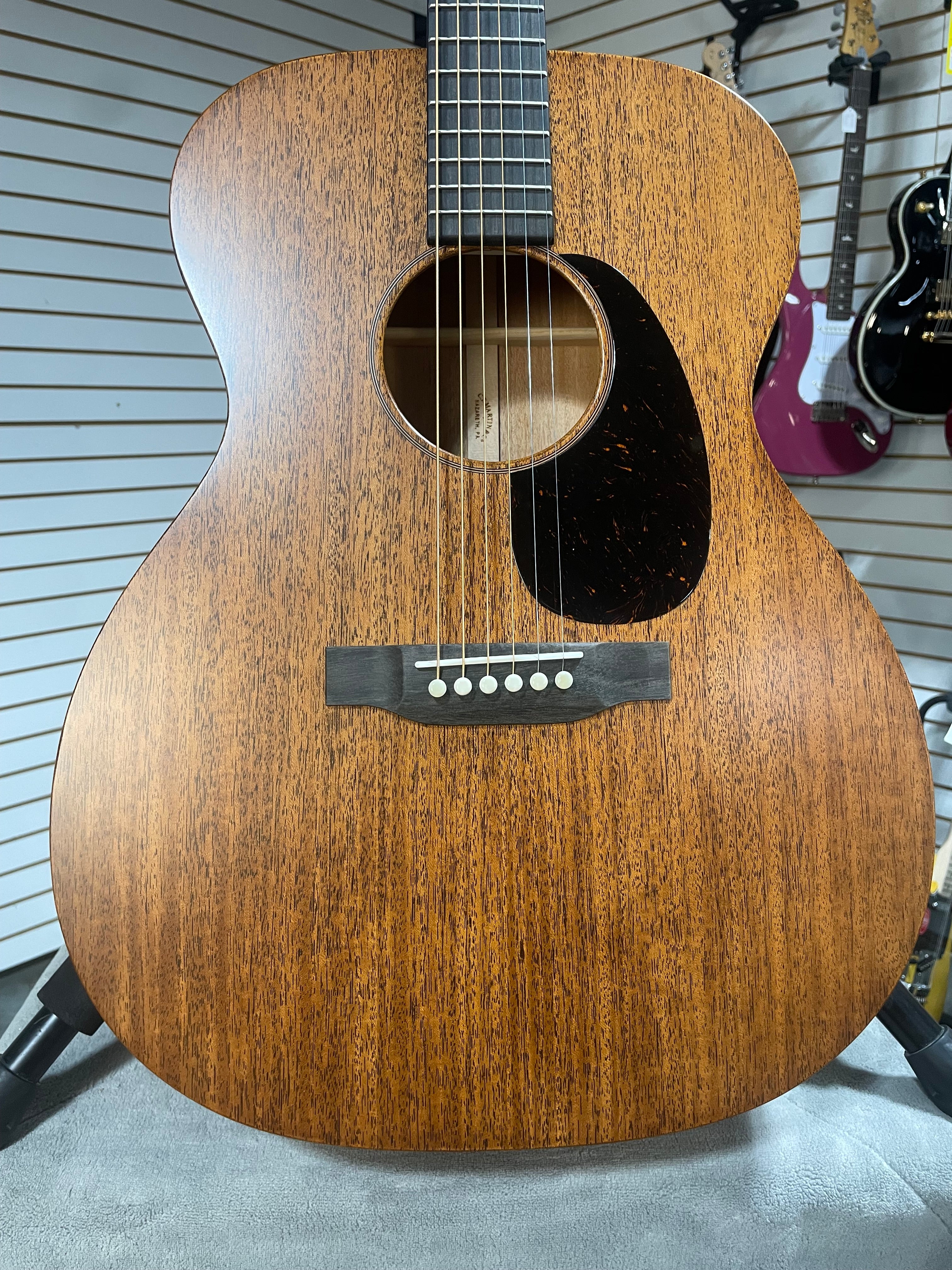 Martin Standard Series 000-17 Acoustic Guitar - Mahogany - OHSC & PLEK*D