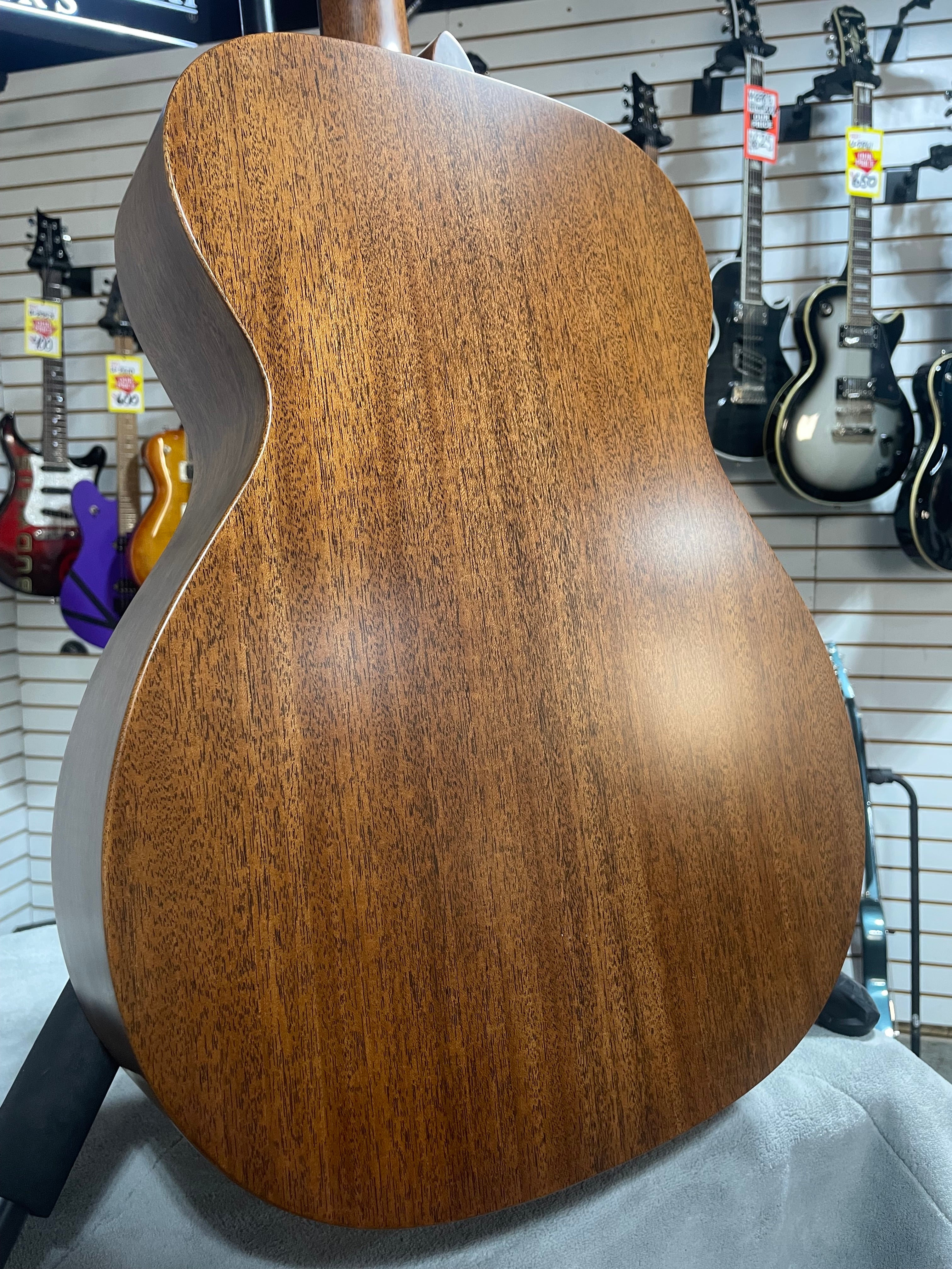 Martin Standard Series 000-17 Acoustic Guitar - Mahogany - OHSC & PLEK*D