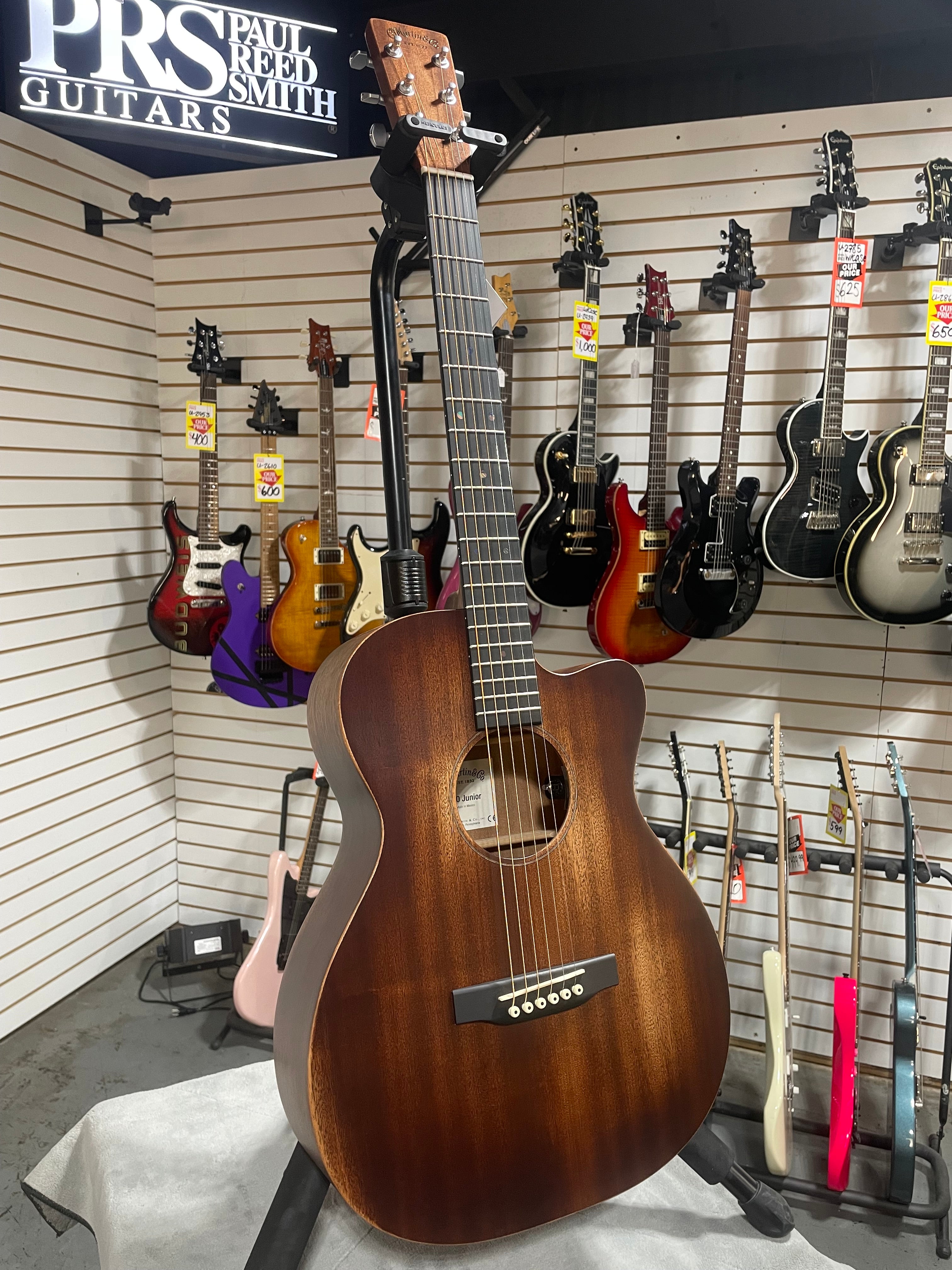 Martin 000C Jr-E StreetMaster Acoustic-electric Guitar - Dark Mahogany & PLEK*D