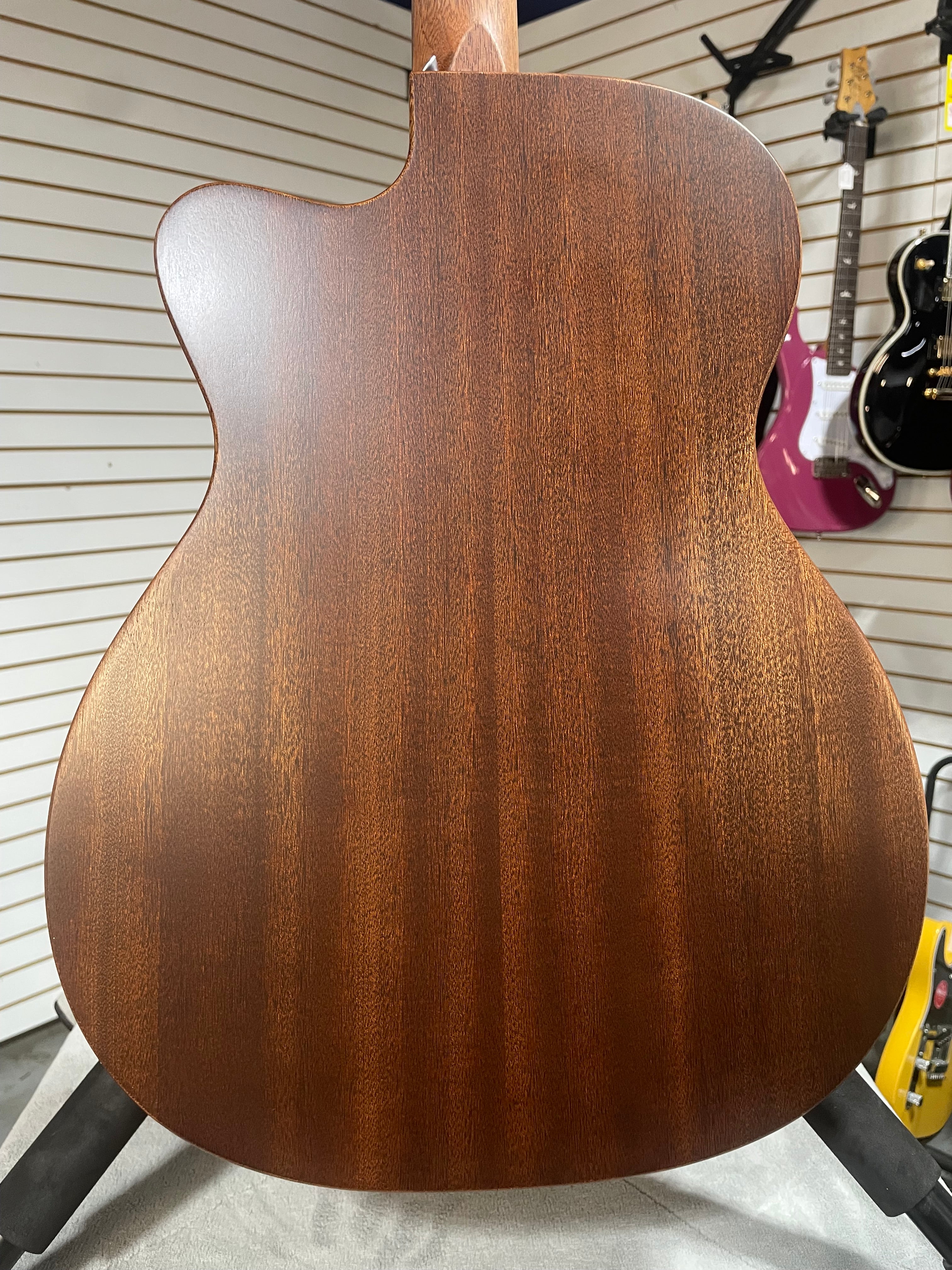 Martin 000C Jr-E StreetMaster Acoustic-electric Guitar - Dark Mahogany & PLEK*D