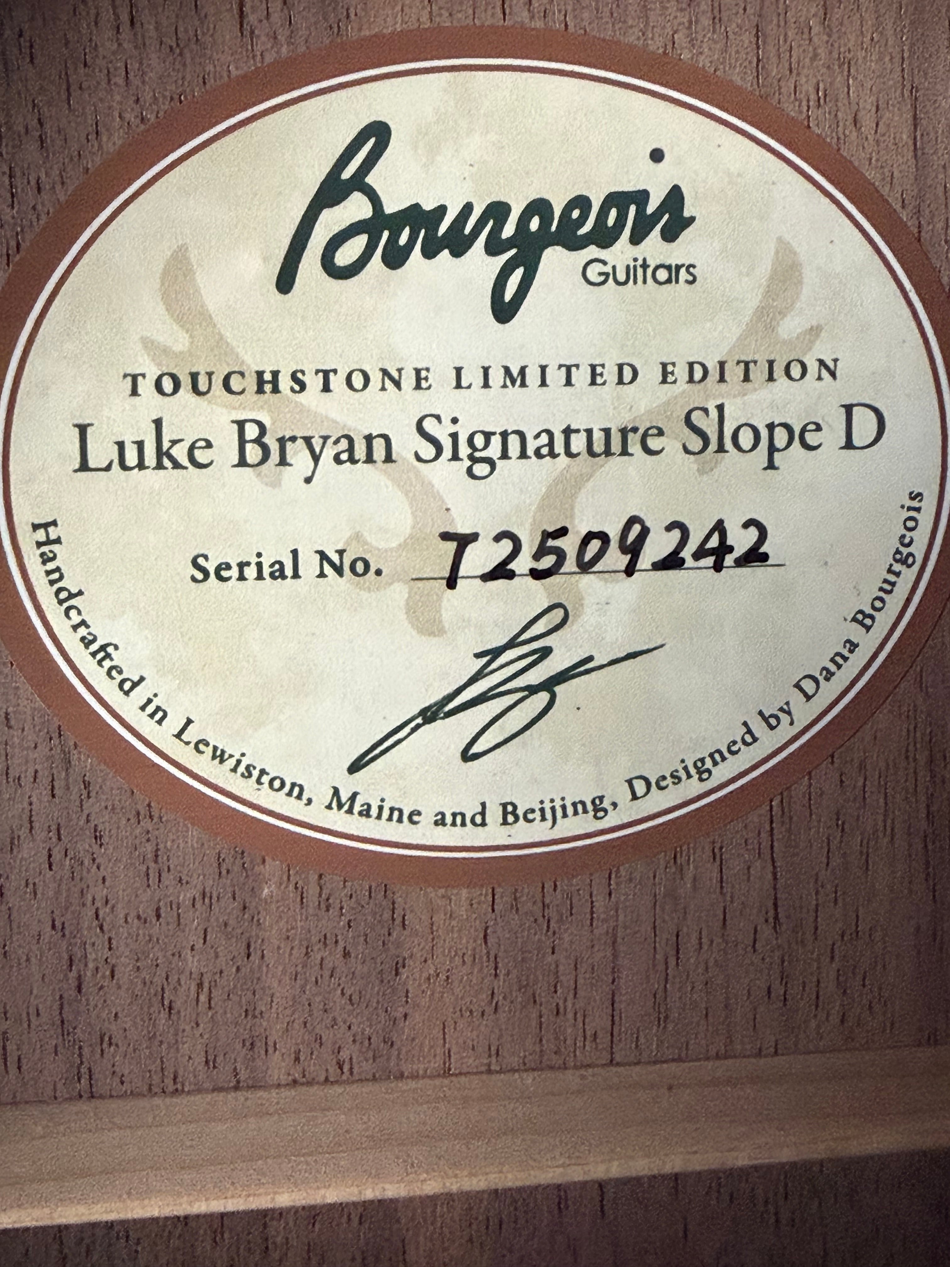 Bourgeois Luke Bryan Signature Touchstone Series Slope Shoulder Dreadnought Sunburst