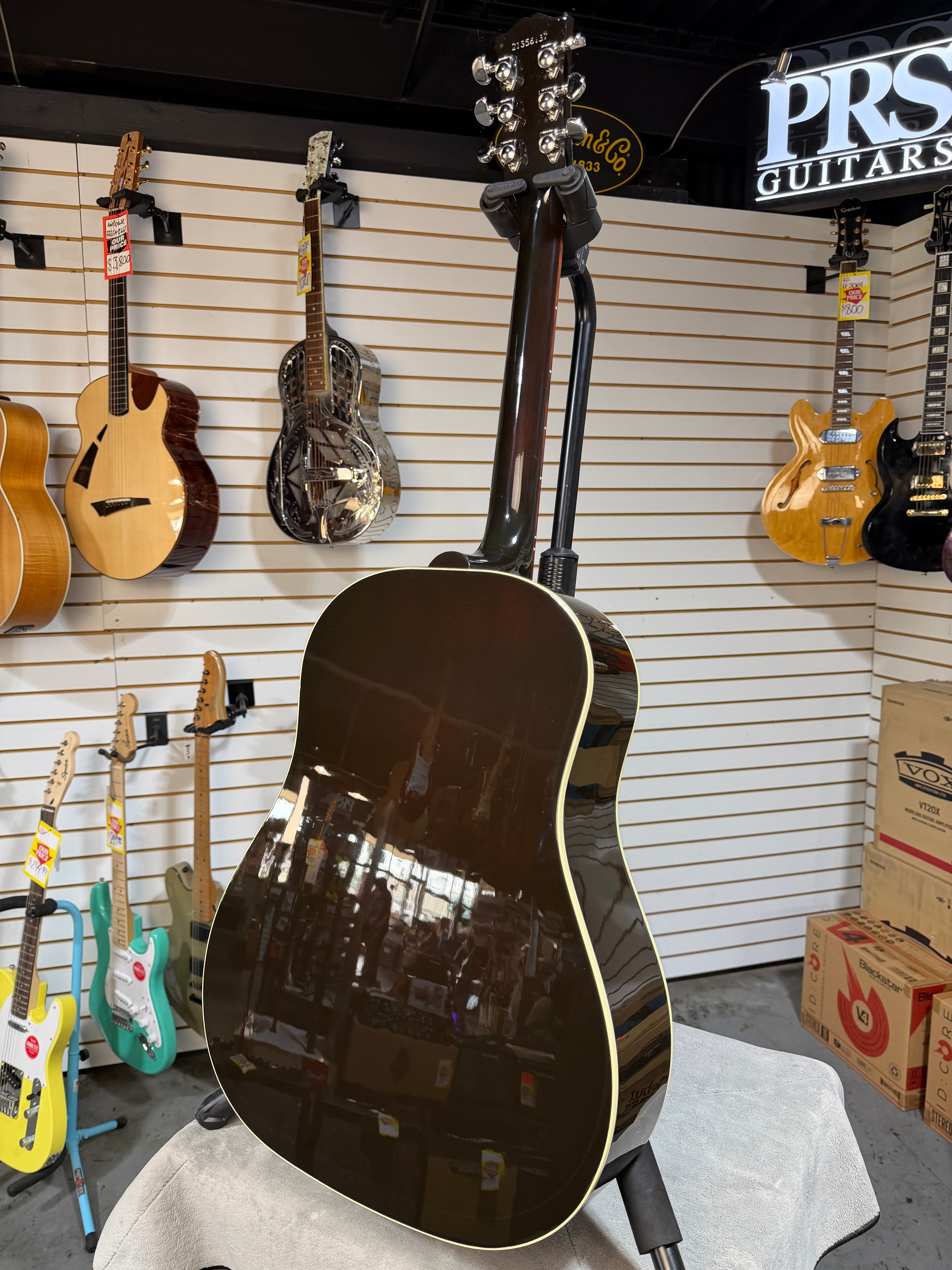 Gibson J-45 Standard Vintage Sunburst