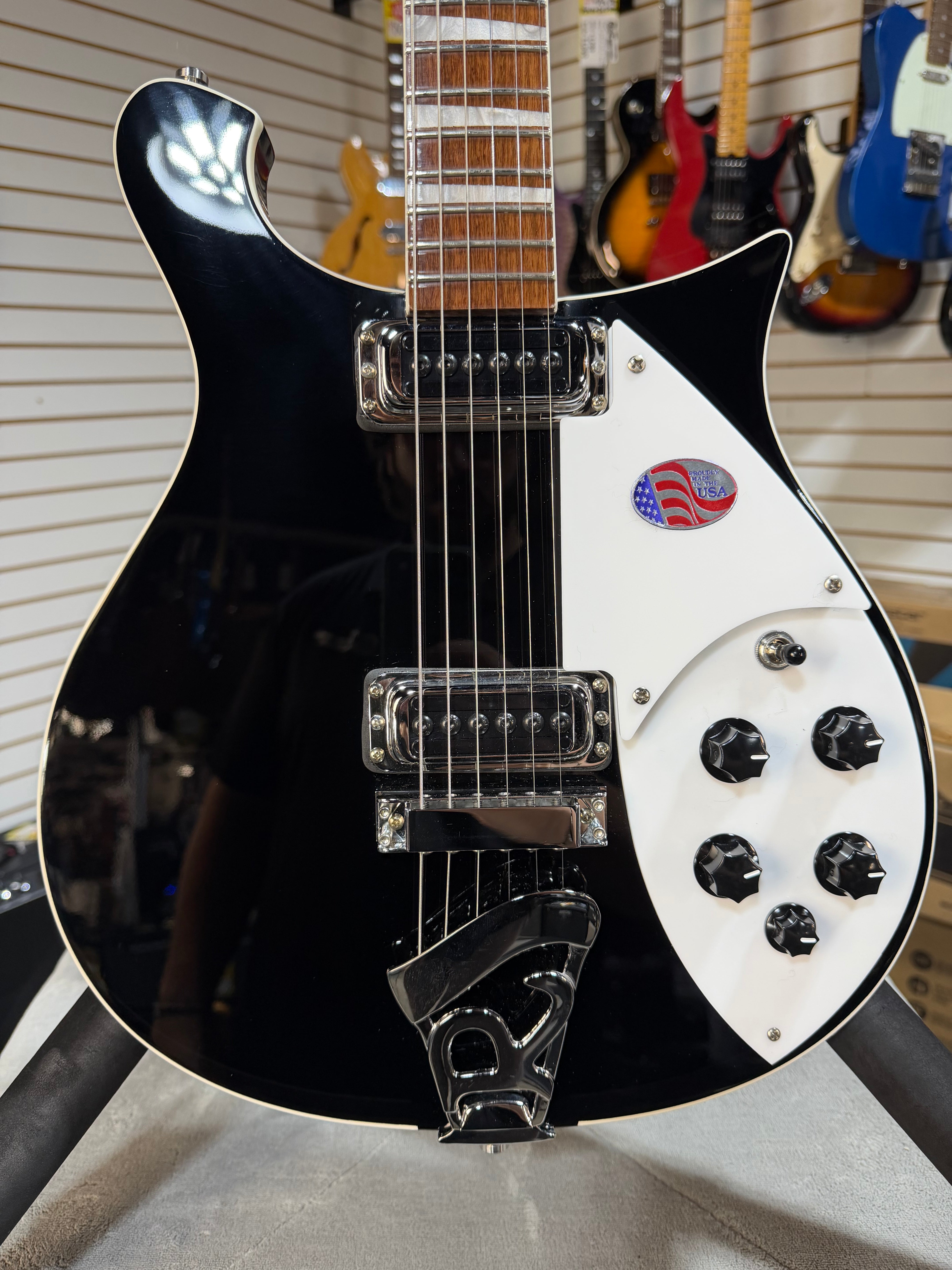 Rickenbacker 620 Jetglo