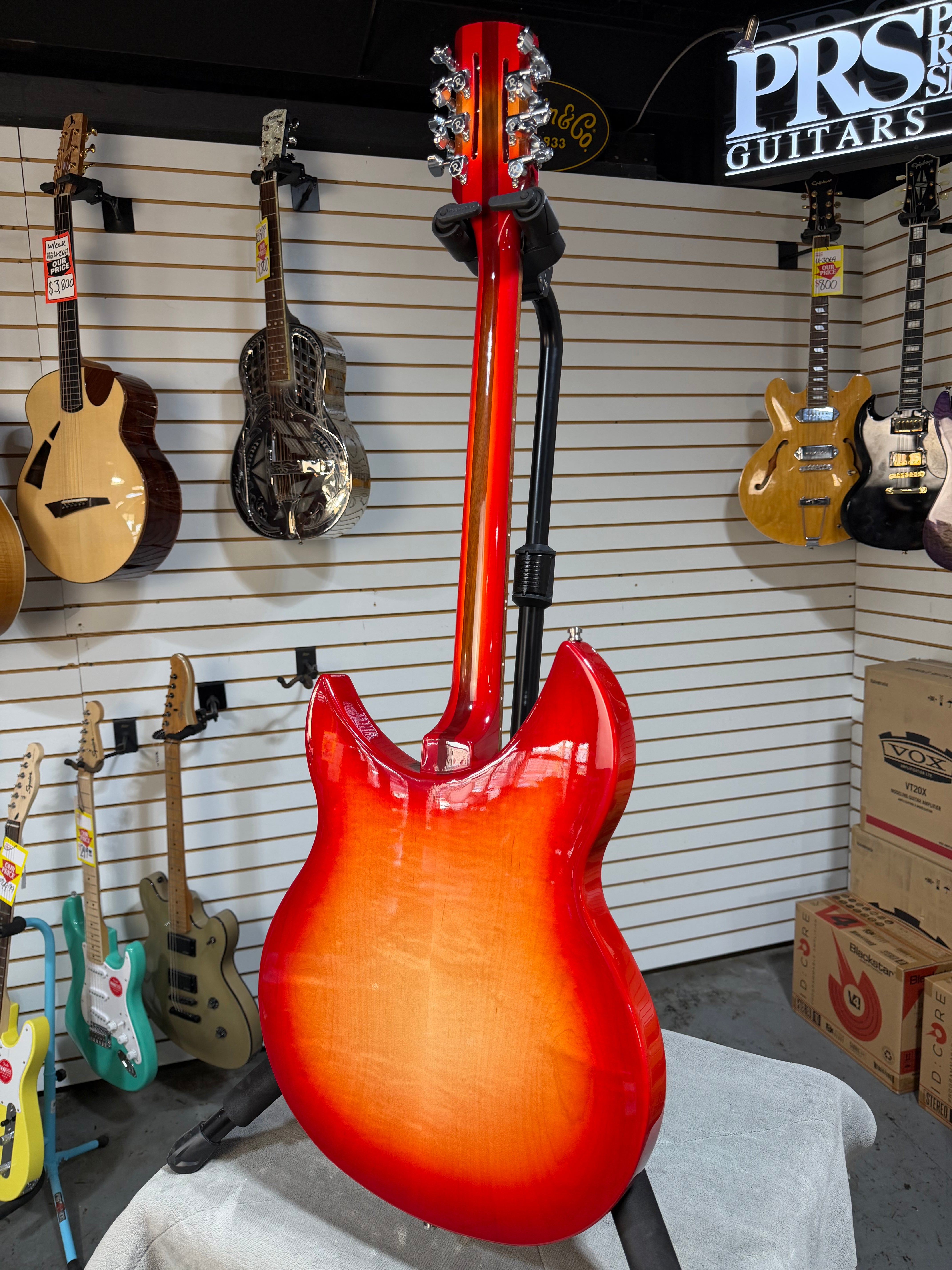 Rickenbacker 330/12 Fireglo