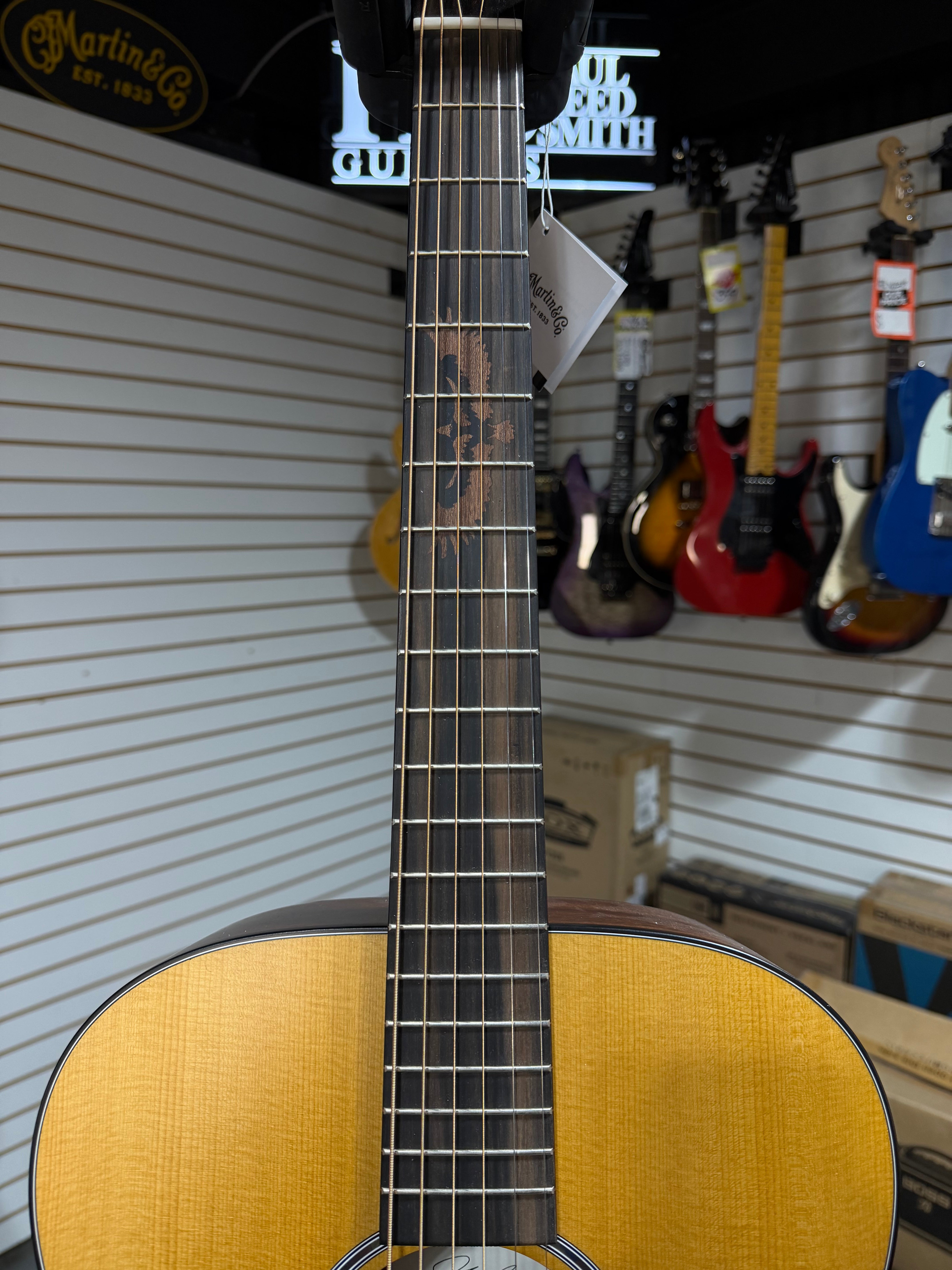 Martin 000-10E Shawn Mendes Natural