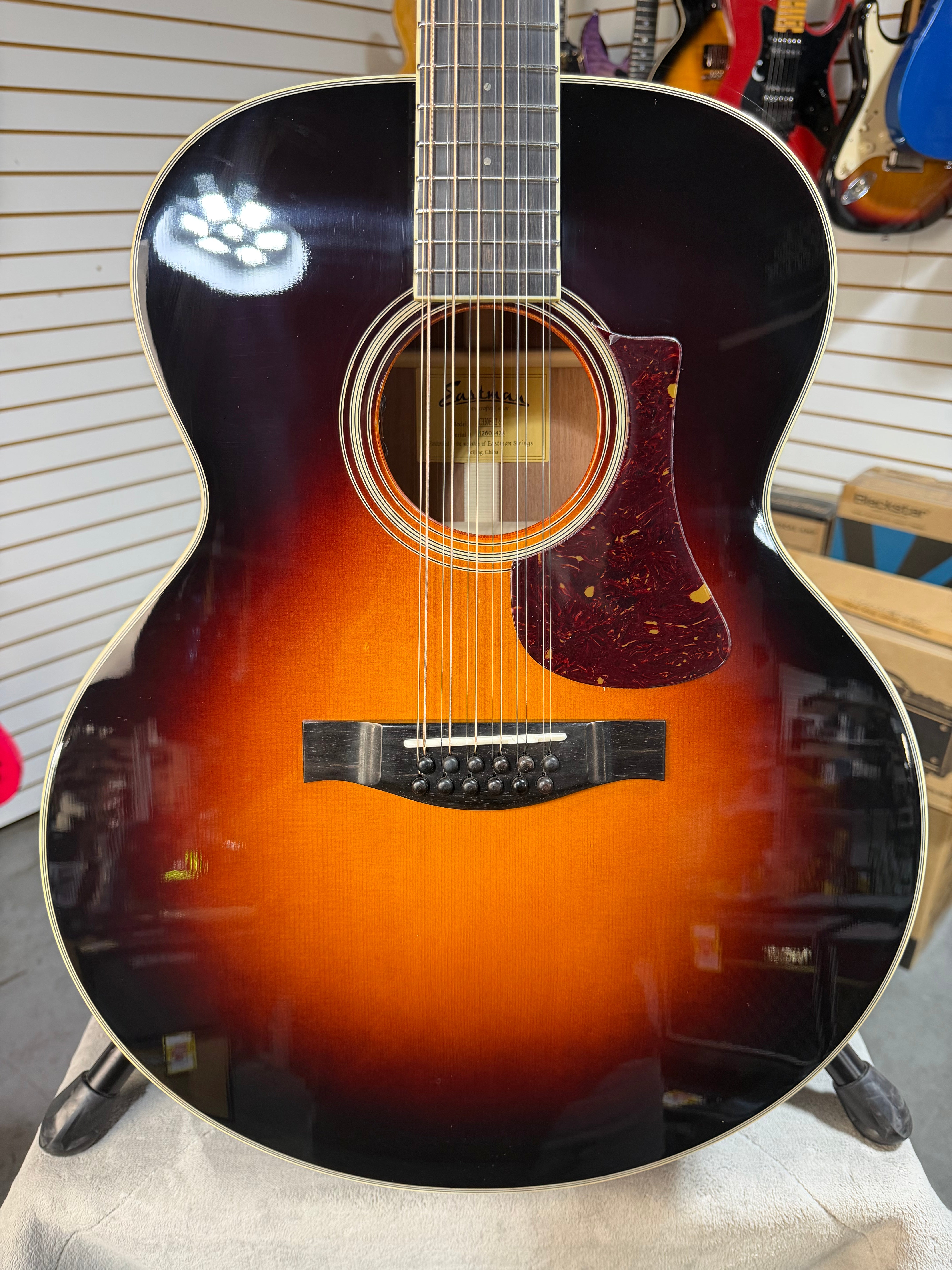 Eastman AC330E-12 Sunburst
