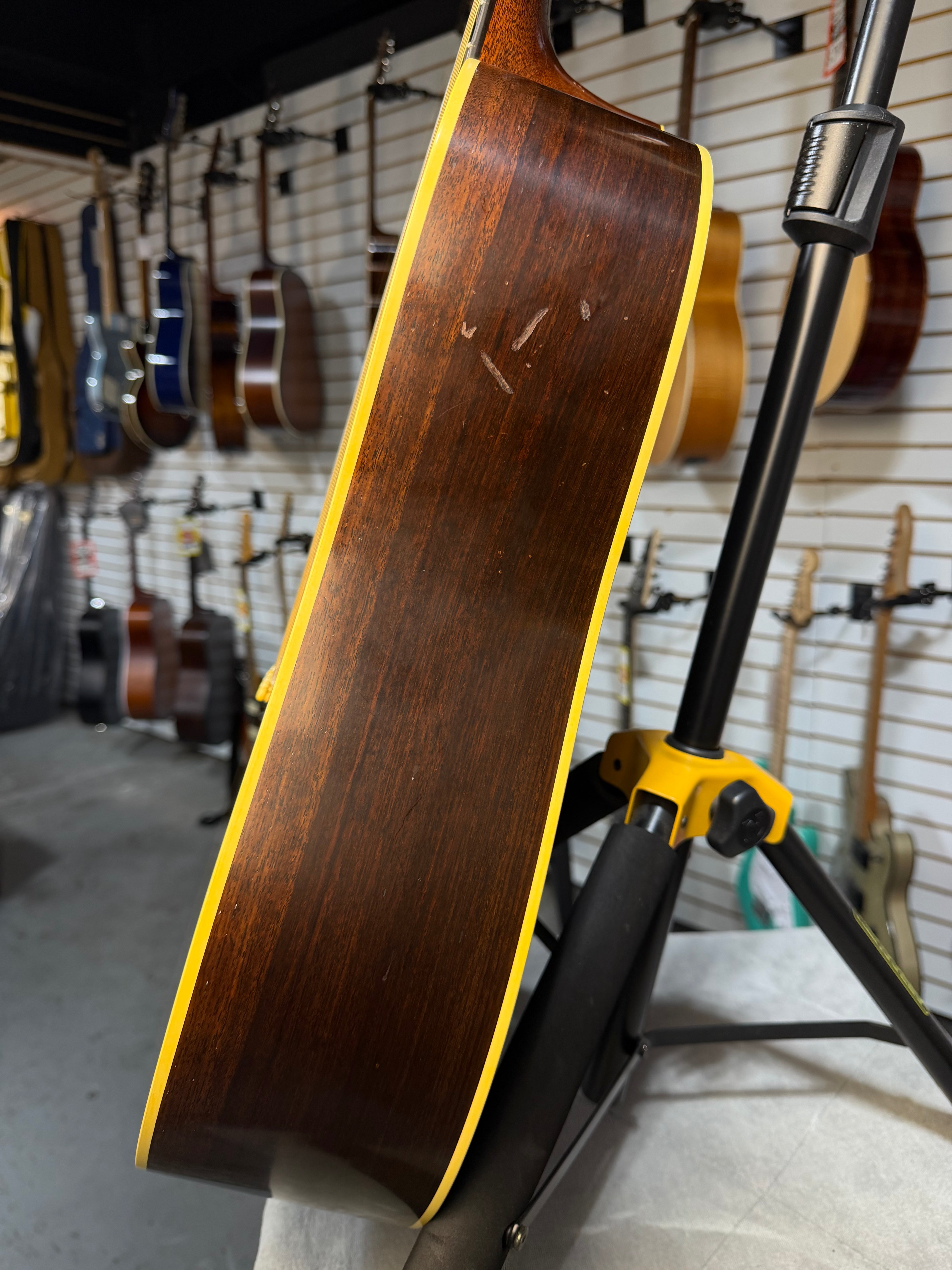 Martin Rich Robinson Signature D-28 Natural
