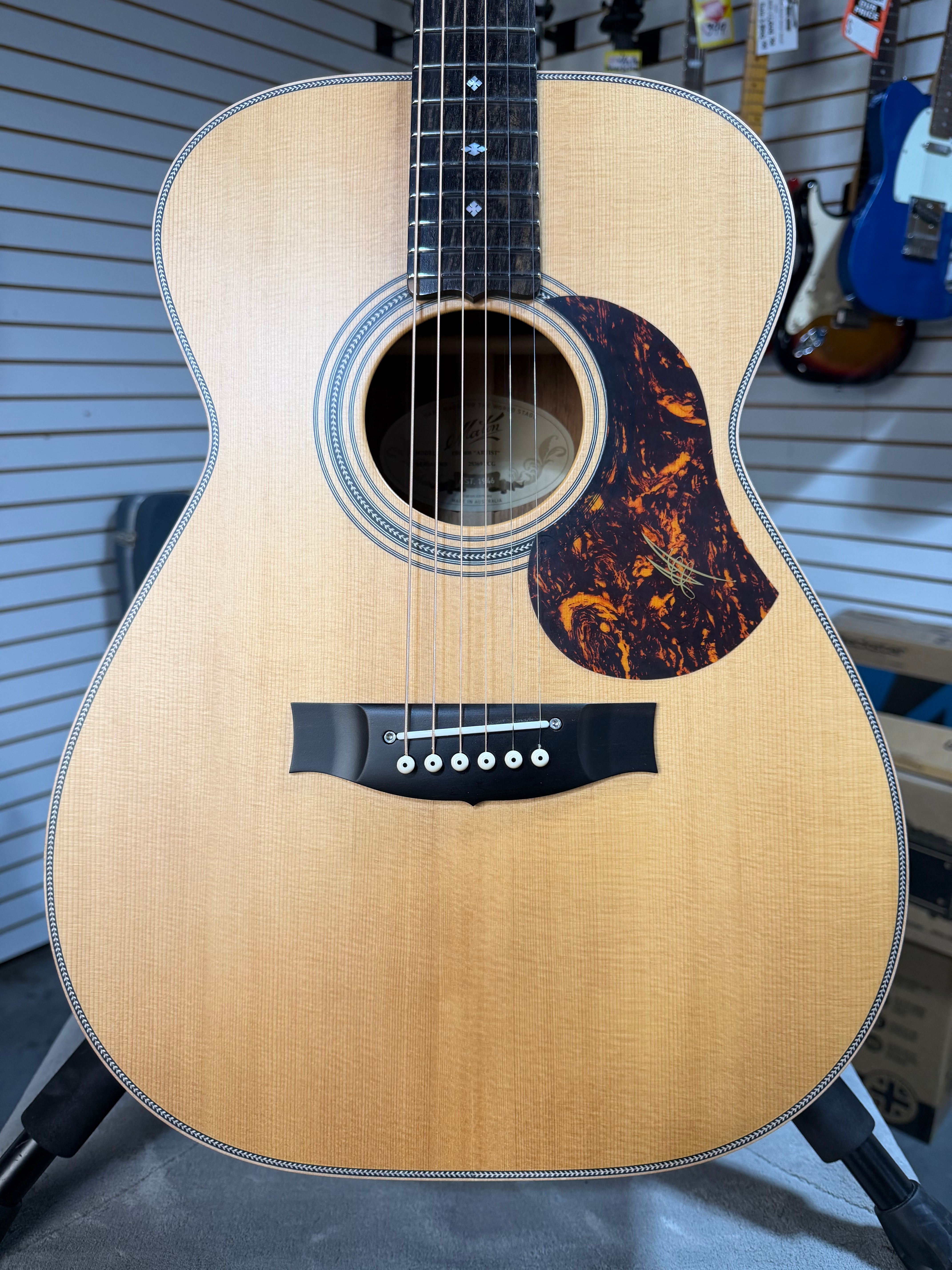 Maton EBG808 Artist Natural
