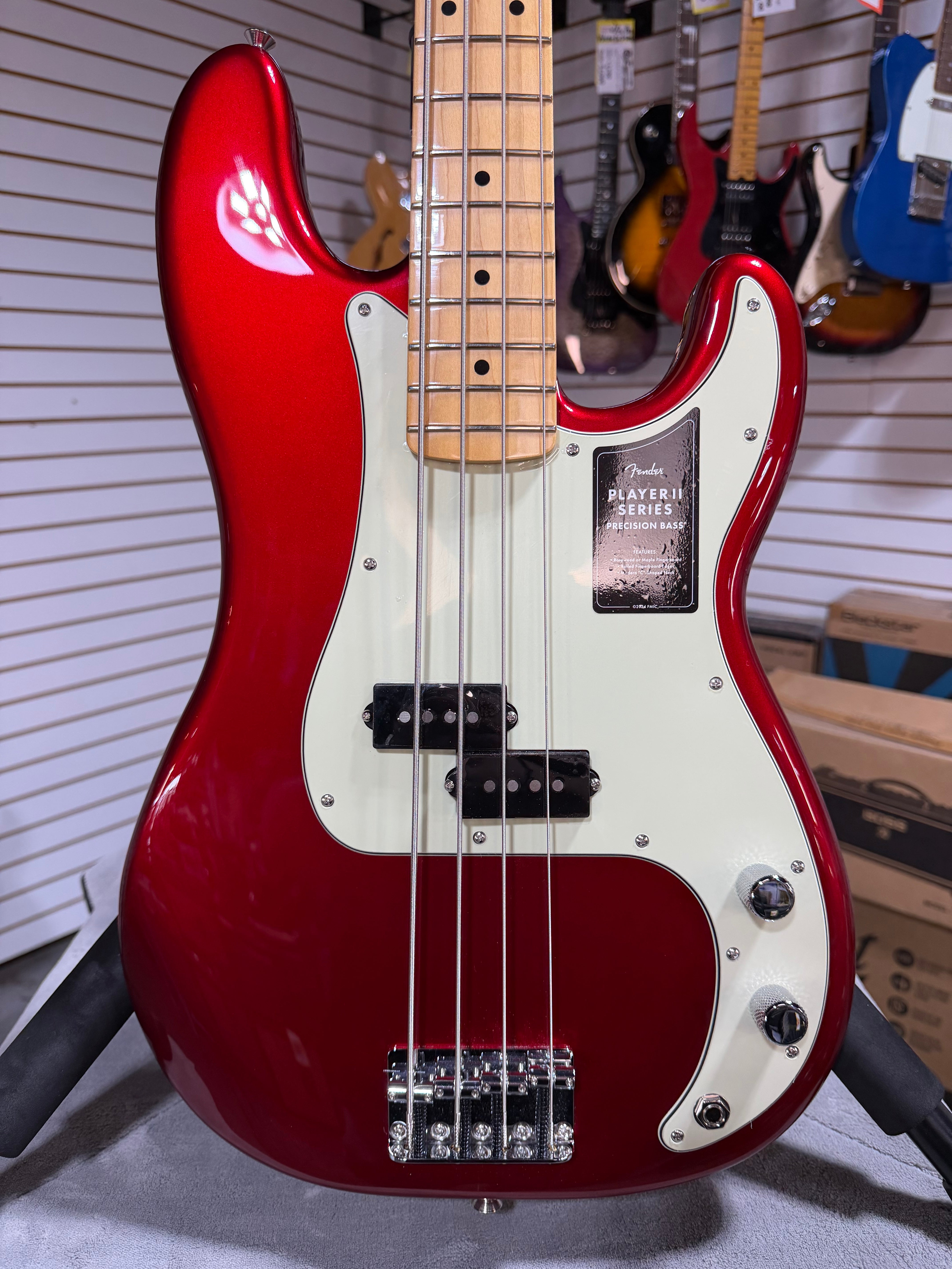 Fender 75th Anniversary Player II Precision Bass Candy Apple Red